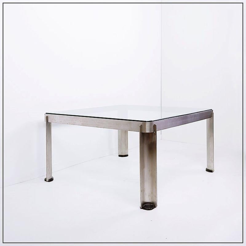 Coffee Table - Mod. T113 - Osvaldo Borsani - Tecno - 1970s    Steel and Thick Cr For Sale 2