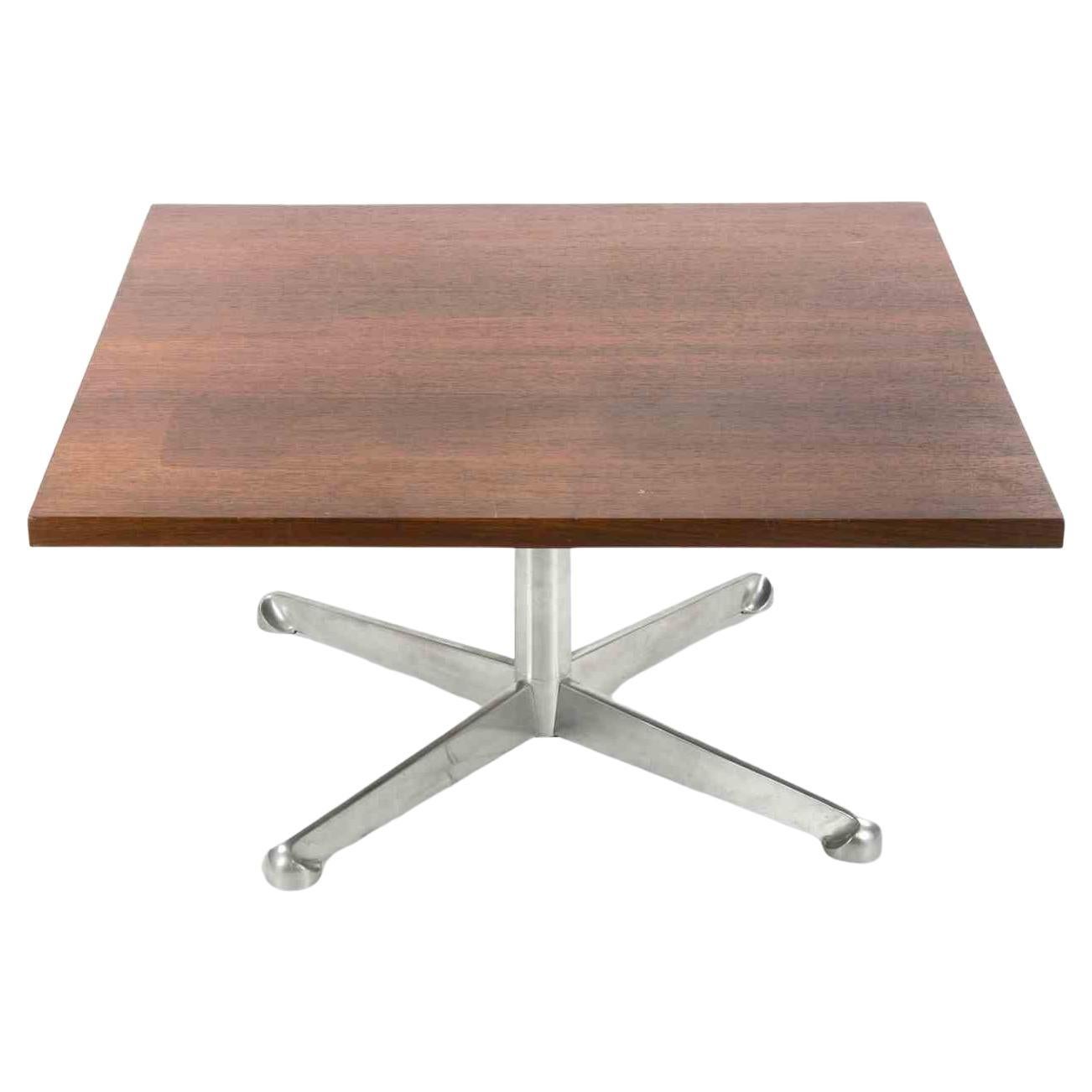 Coffee Table Mod. T160 by Osvaldo Borsani for Tecno, 1967