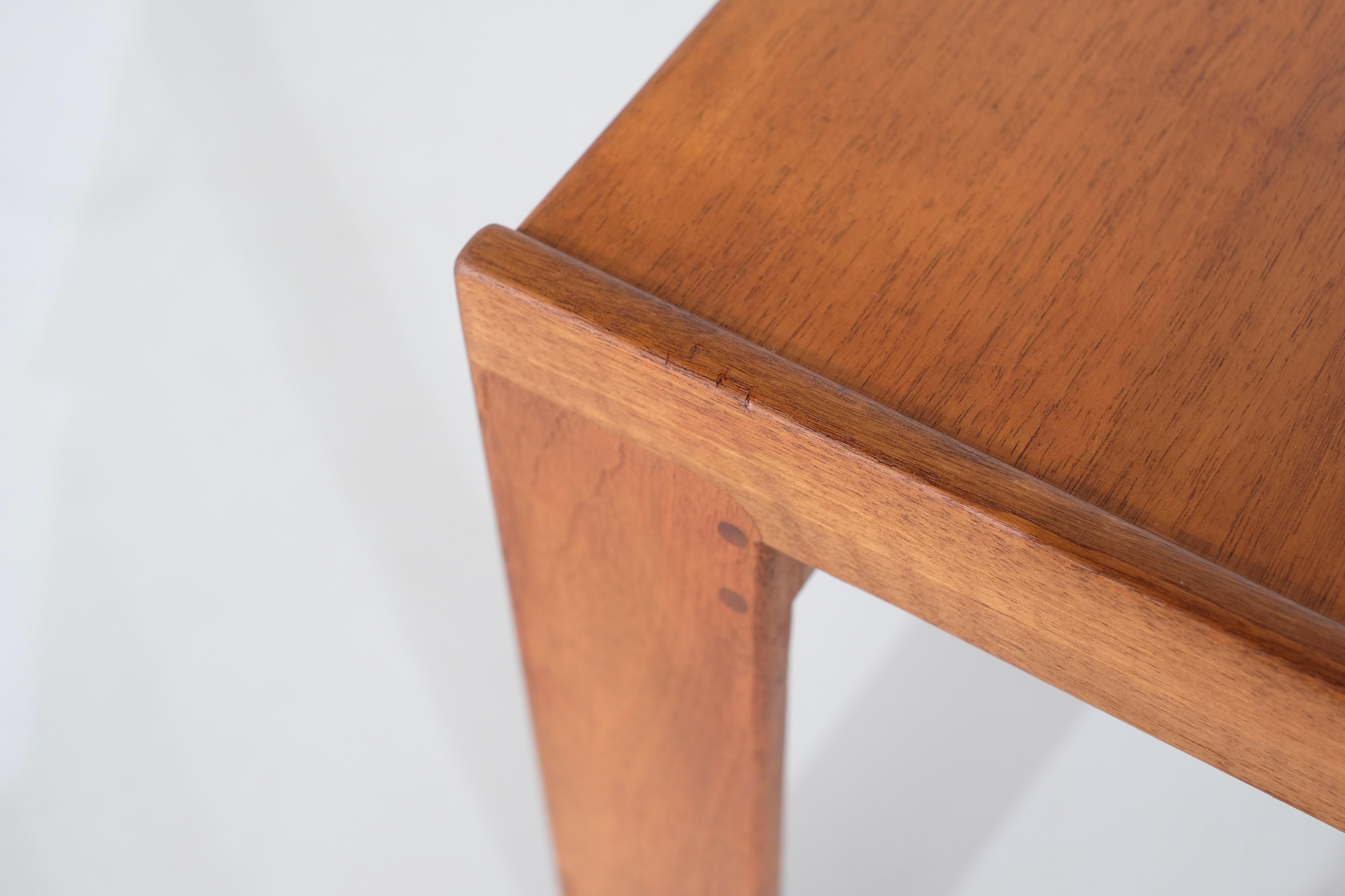 Coffee Table Model 
