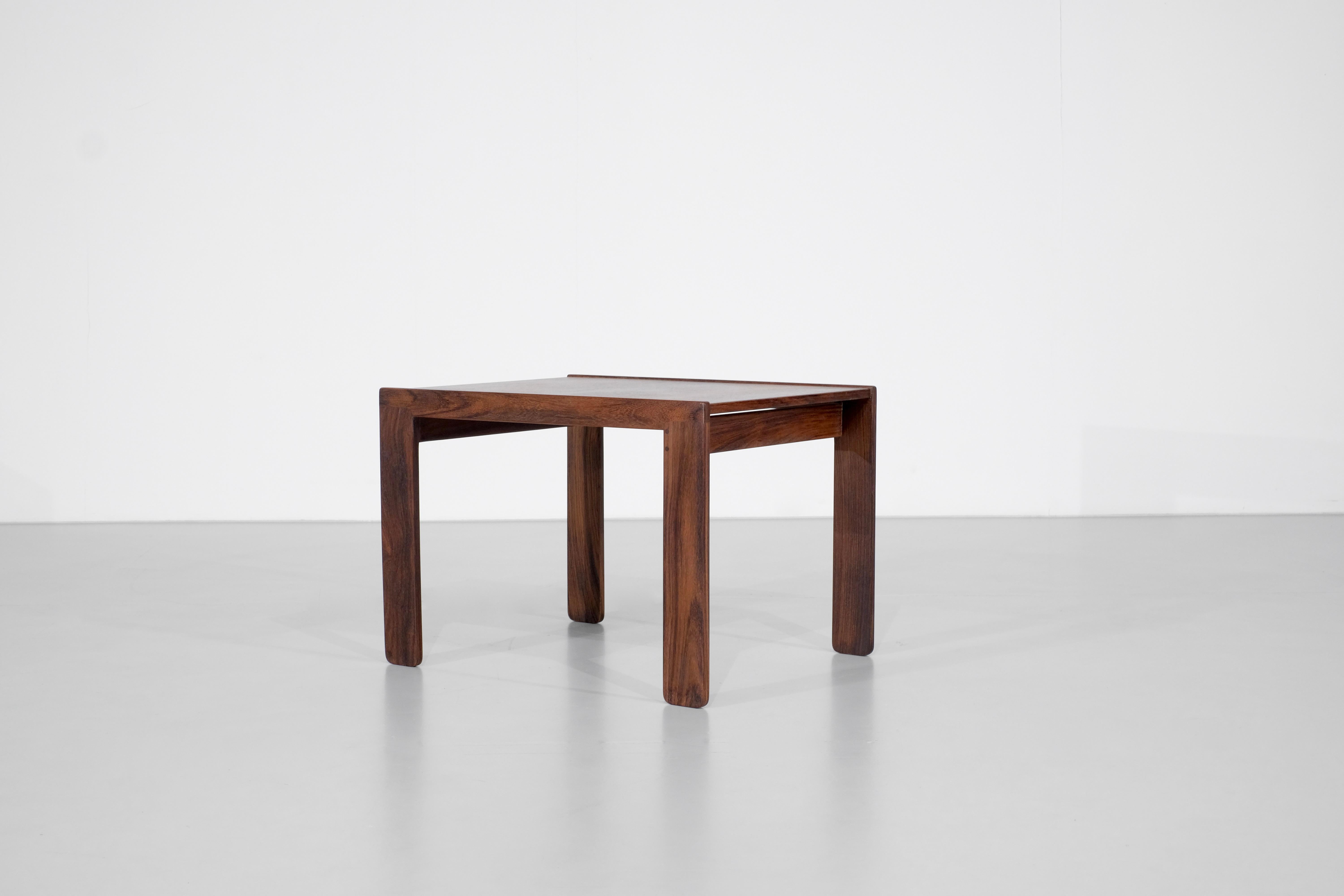 Milieu du XXe siècle Table basse modèle 777 de Tobia & Afra Scarpa pour Cassina, années 1960. en vente
