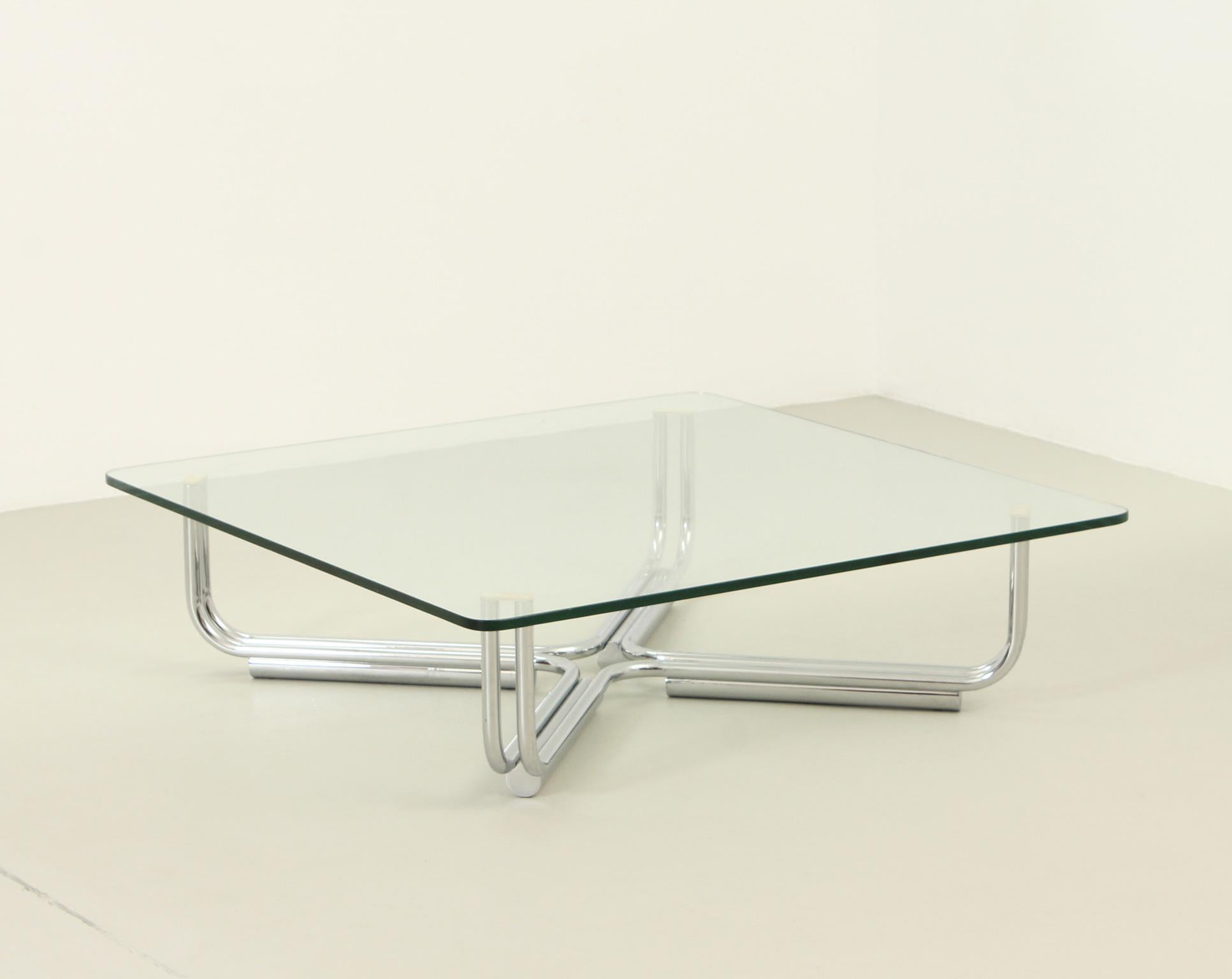 Coffee Table Model 784 by Gianfranco Frattini for Cassina, Italy In Good Condition In Barcelona, ES