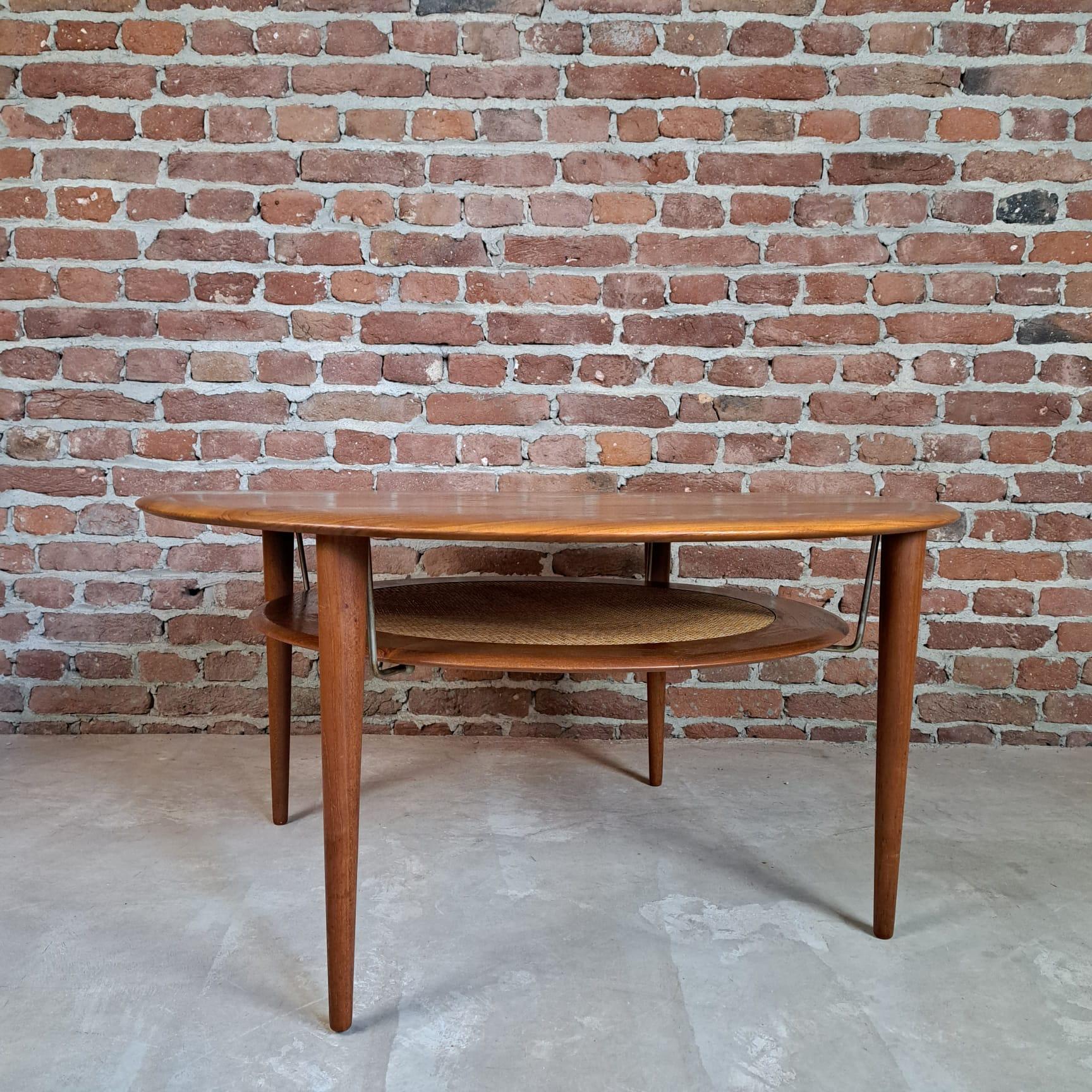 Coffee Table Model ‘FD-515’ by Peter Hvidt & Orla Mölgaard for France & Son

Additional information:
Country of Manufacture – Denmark
Design Period – 1960
Production Period – 1960
Style – Midcentury / Danish design
Designer –Peter Hvidt & Orla