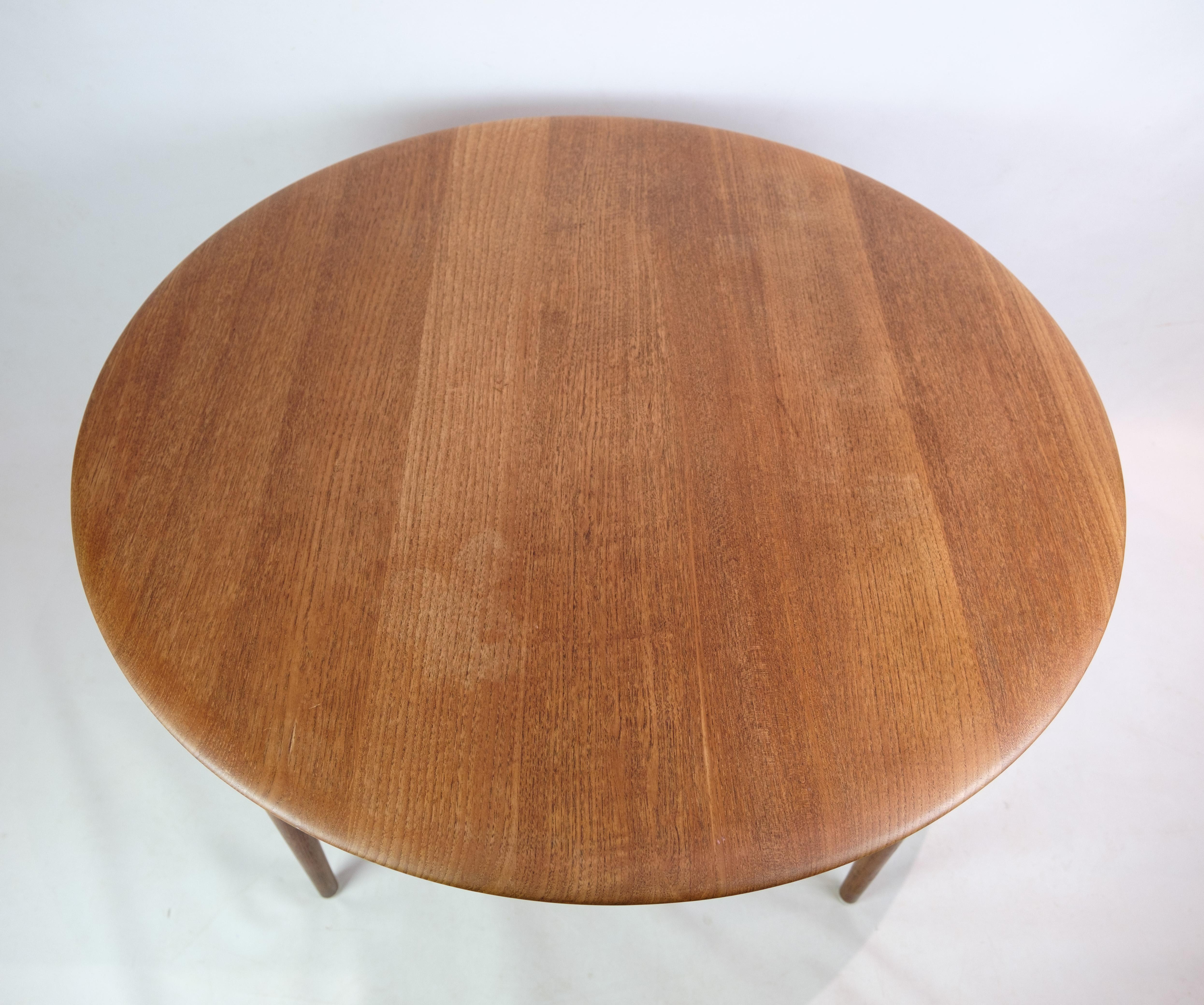 Coffee table, model FD 515, designed by Peter Hvidt & Orla Mølgaard-Nielsen 1954 In Good Condition For Sale In Lejre, DK