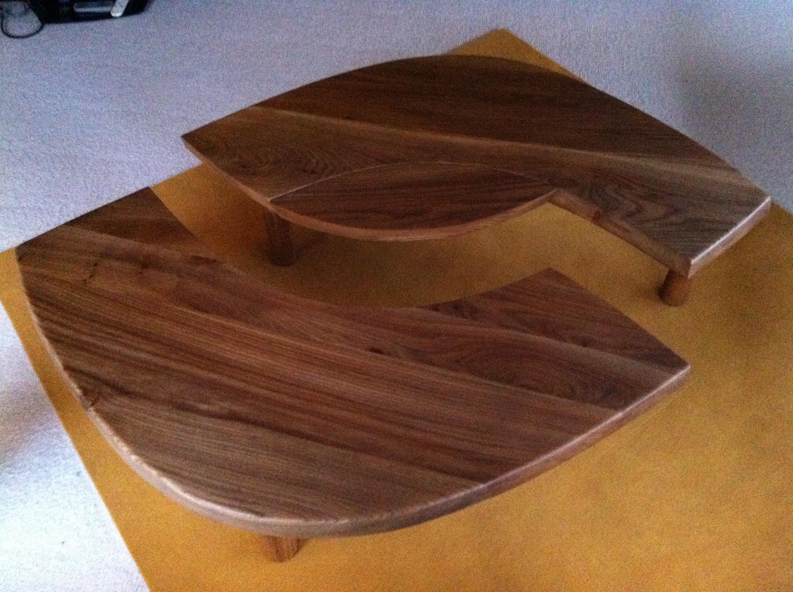 Coffee table Model 'T 22 S'
French solid elm.
Pierre Chapo workshops in Gordes (Vaucluse France) and 1 first edition
circa 1965
Measures: H 34 cm, L 175 cm, P 126 cm. Bel state of use.