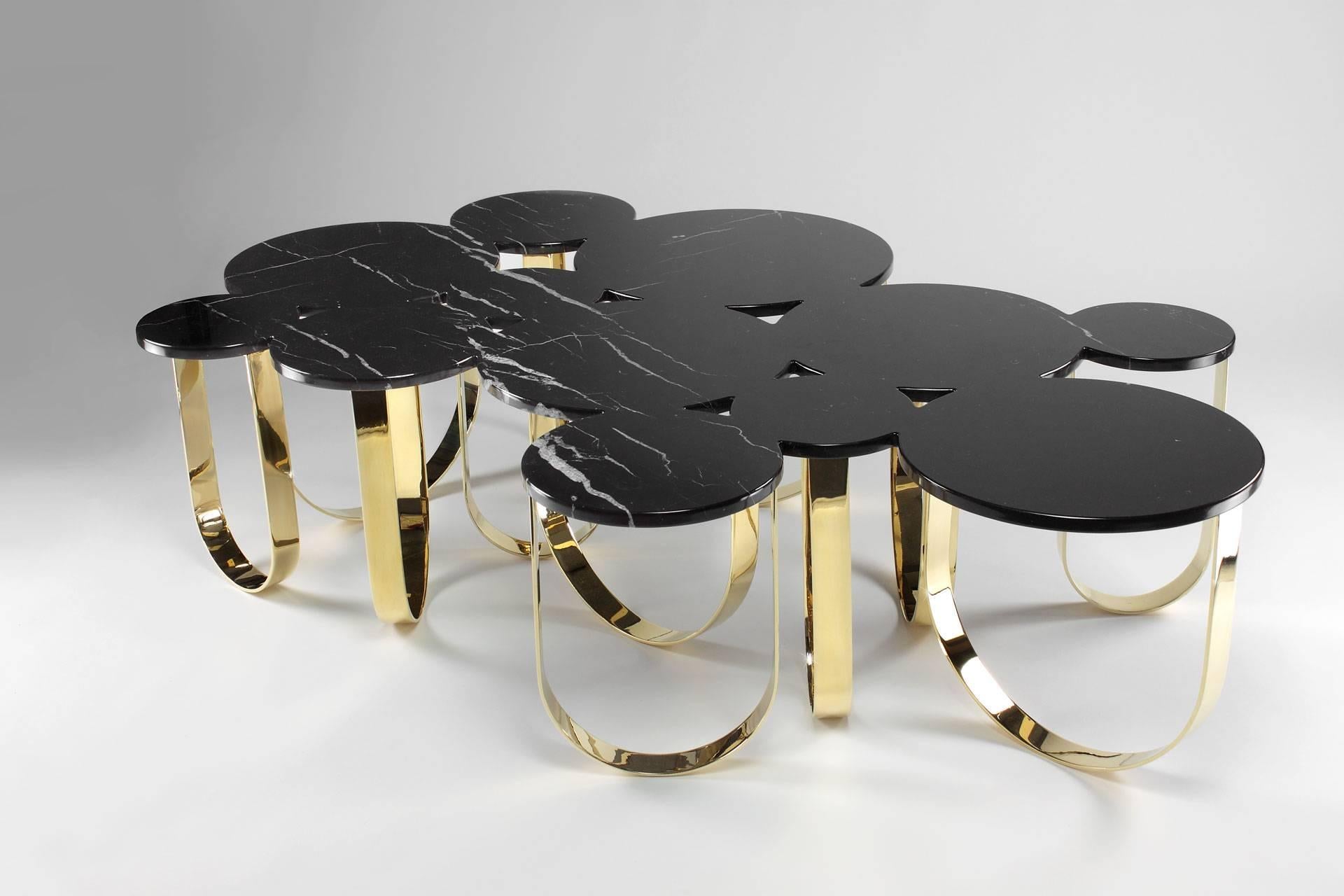 italien Table basse centrale Marbre noir Marquina Miroir Laiton Or The Collective Design en vente
