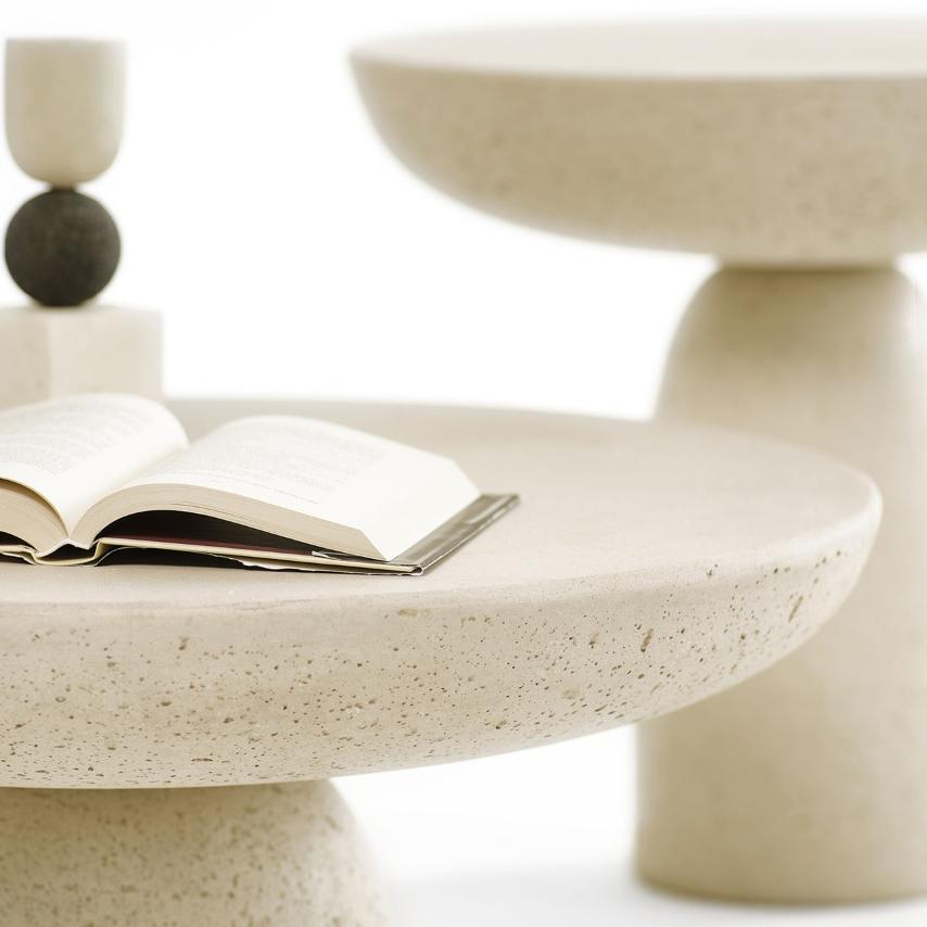 Italian Table basse Mogg Olo 100 - béton ivoire - design Antonio Facco en vente