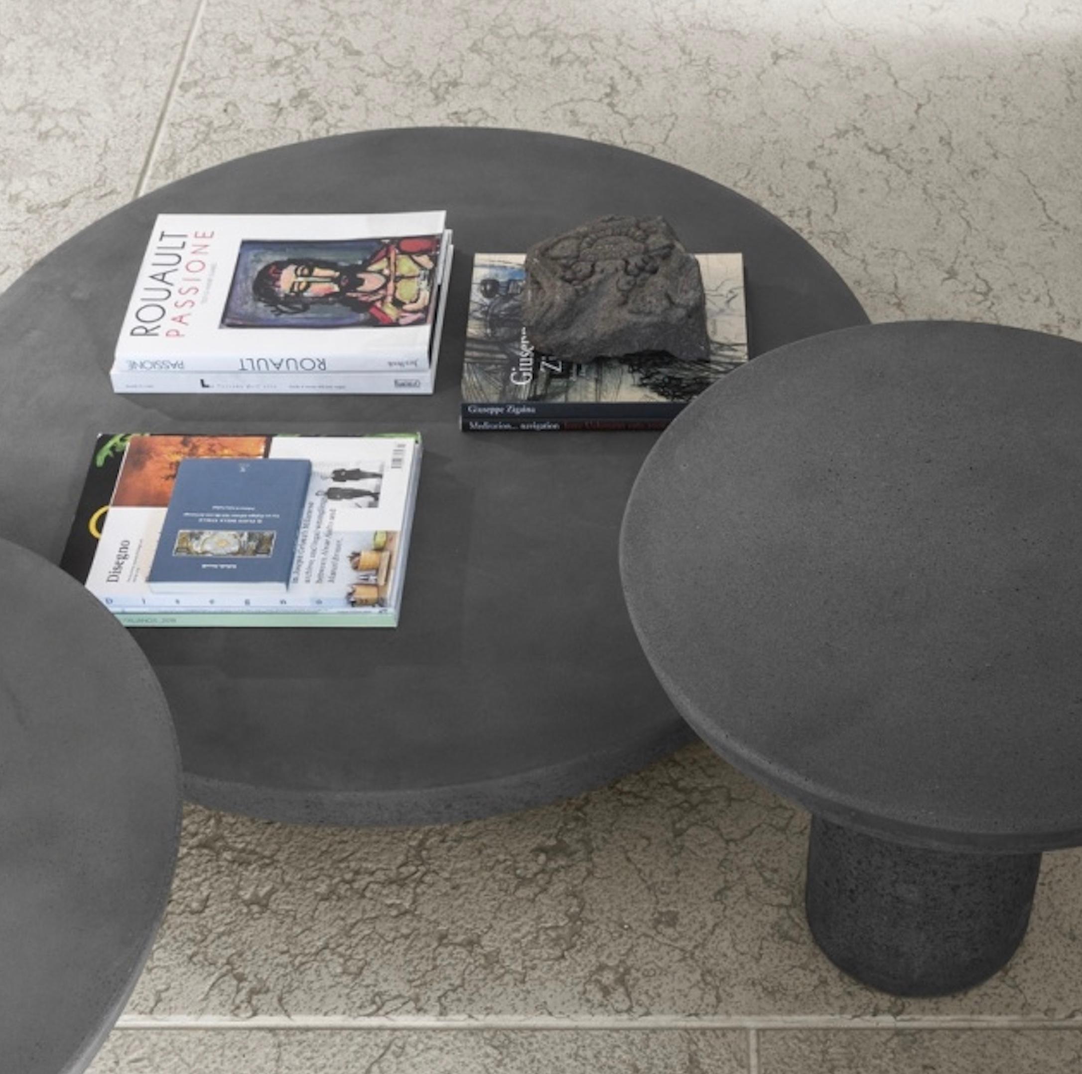 Table basse Mogg Olo 30 - Béton anthracite - design Antonio Facco Neuf - En vente à Alcamo, IT