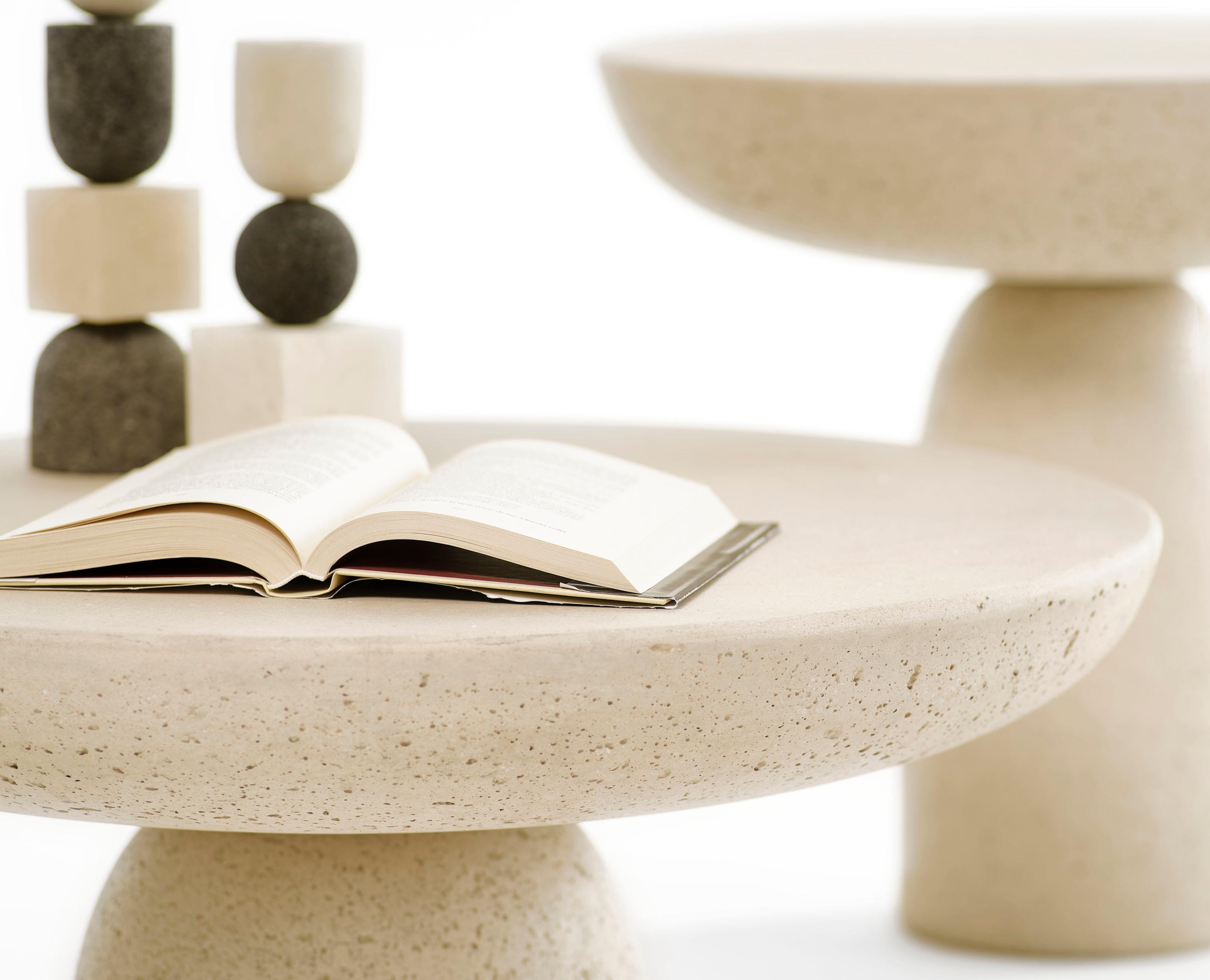 Table basse Mogg Olo 50 - béton ivoire - design Antonio Facco Neuf - En vente à Alcamo, IT