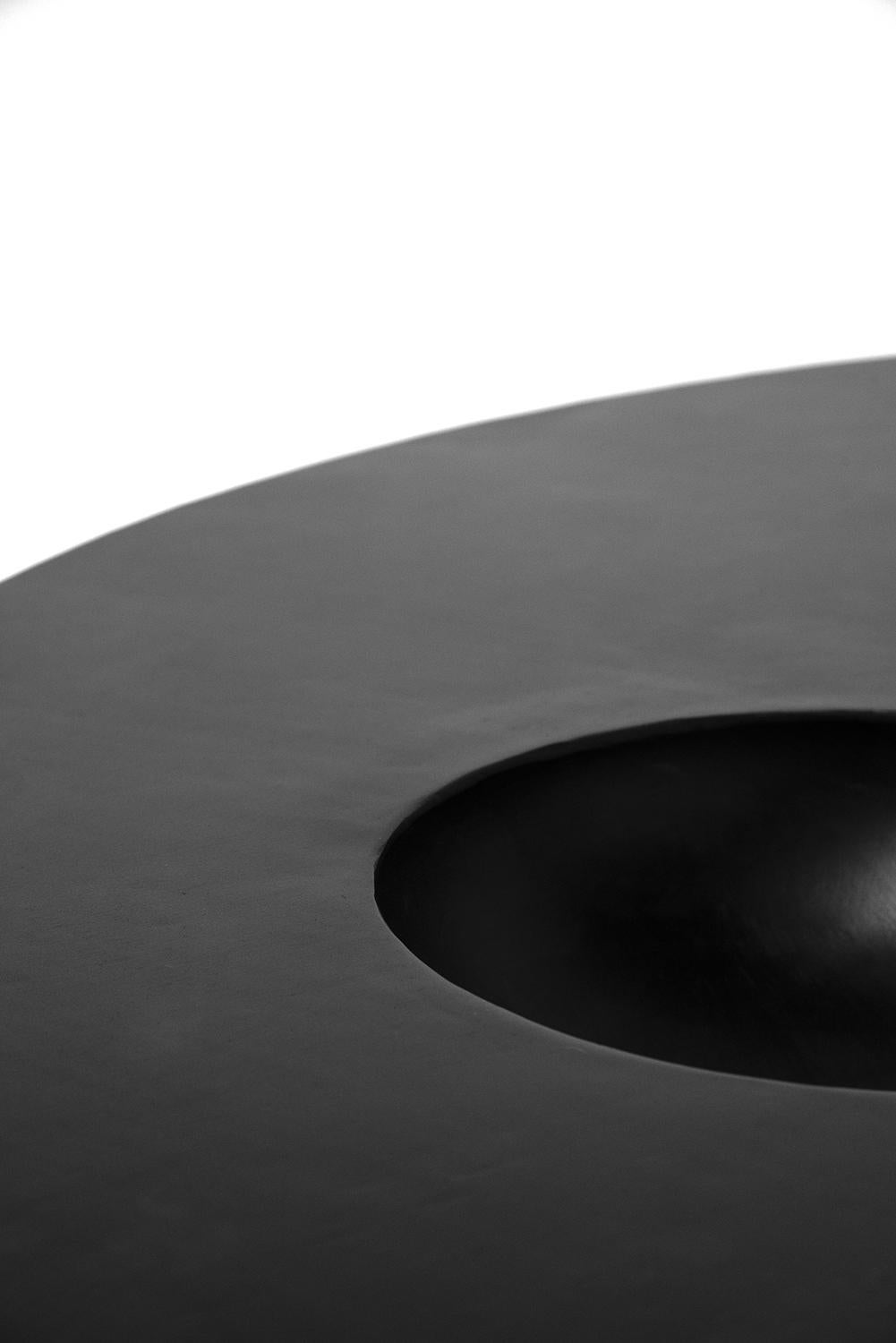 Américain Table basse monumentale moderne faite à la main en acier noirci grand format ciré en vente