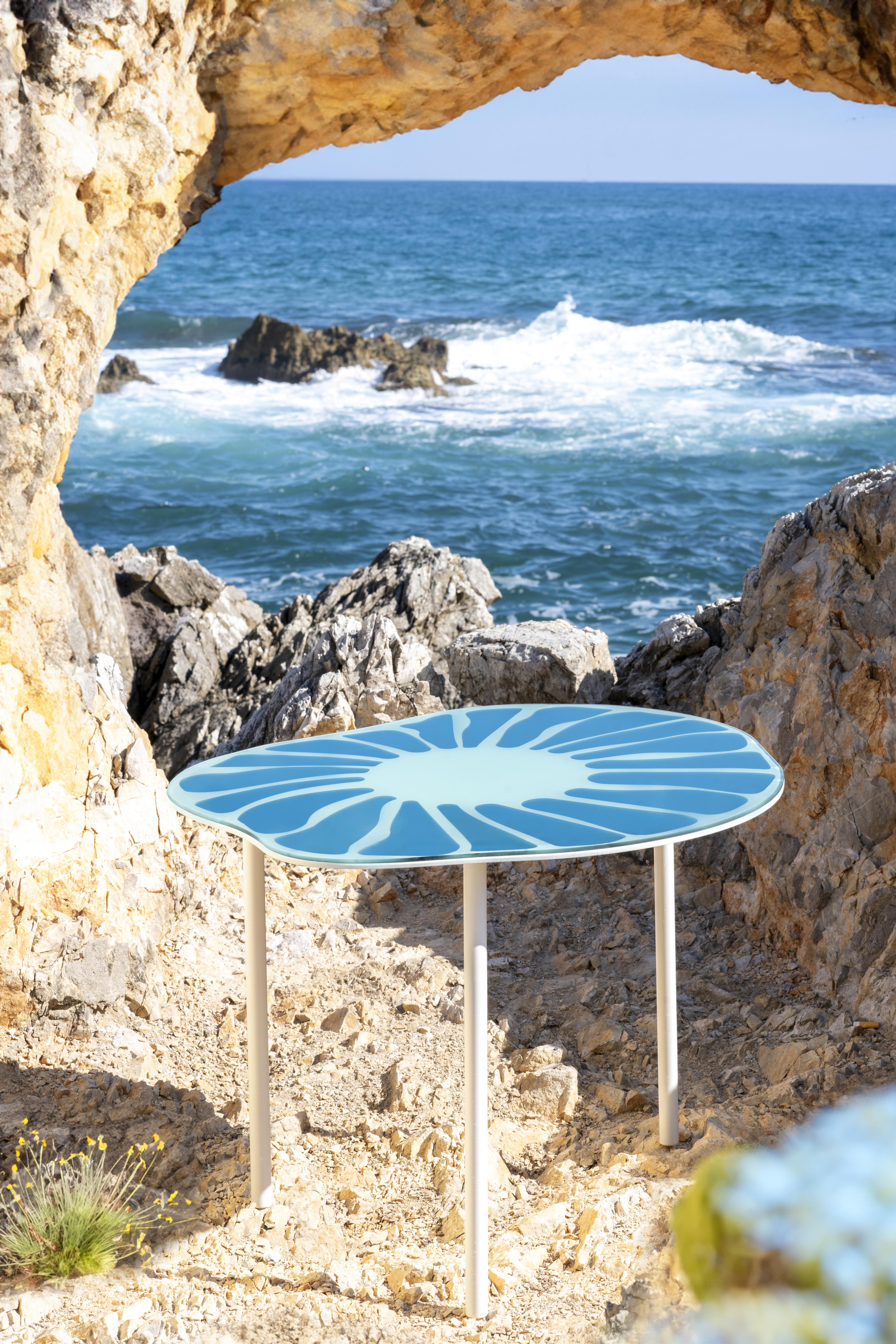 Coffee table OCEAN con superfici specchianti e gambe metalliche rimovibili (Italian) im Angebot