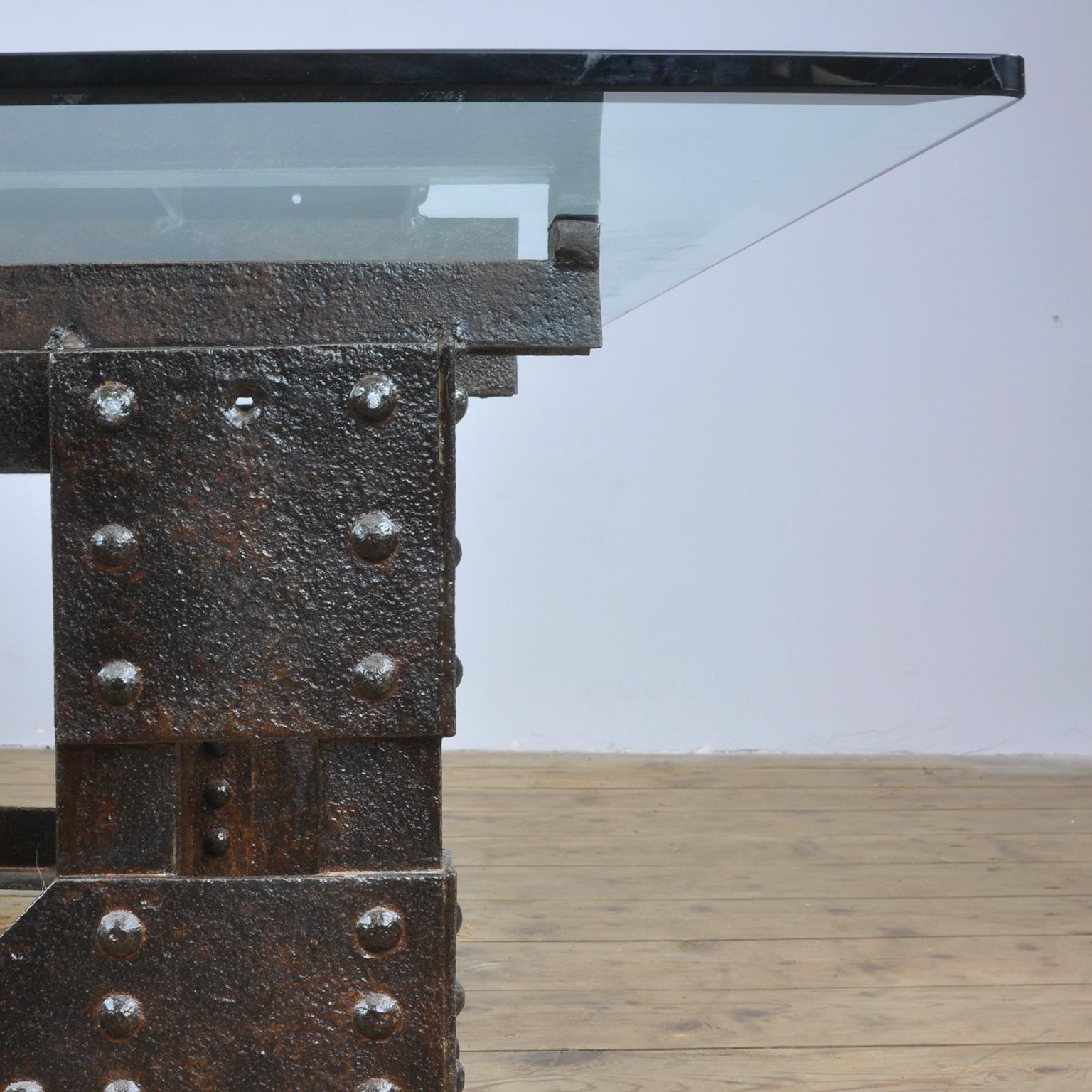Coffee Table Of Cast Iron And Glass Top For Sale 8