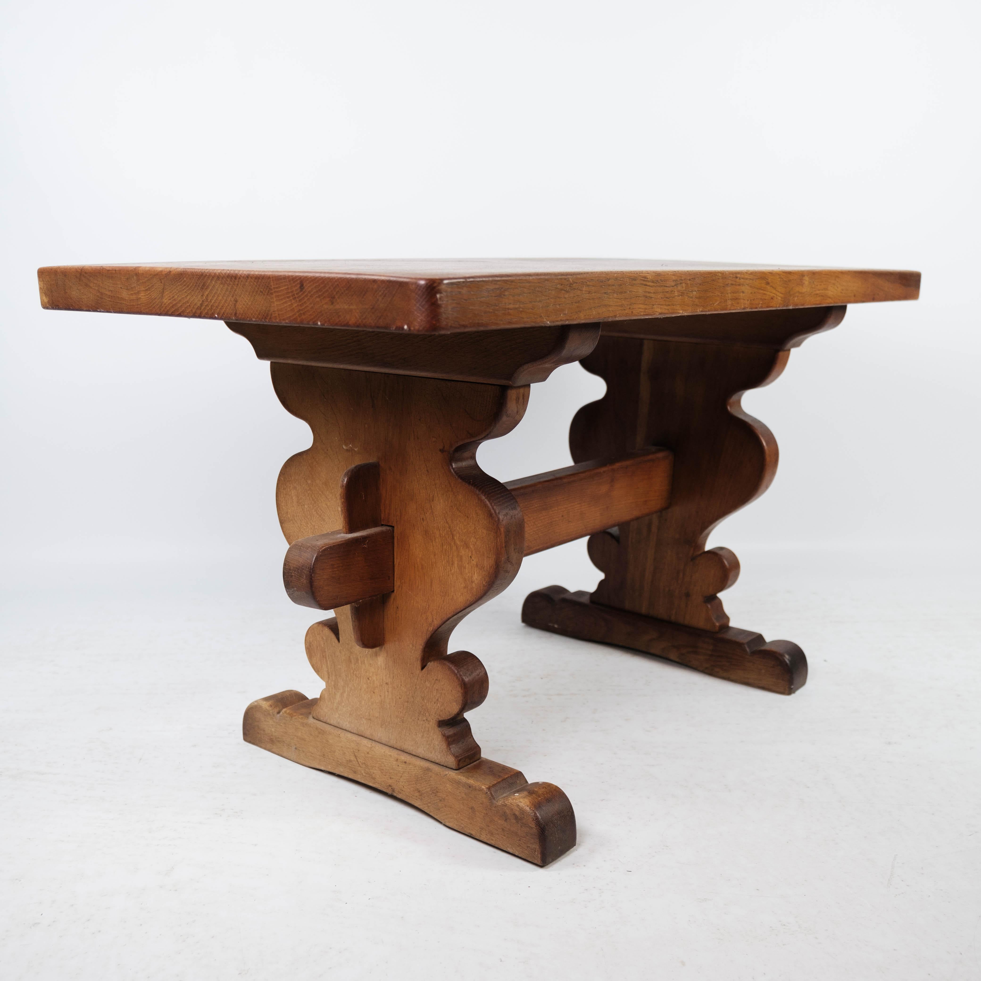 Coffee Table of Oak, and in Great Vintage Condition from the 1970s 4