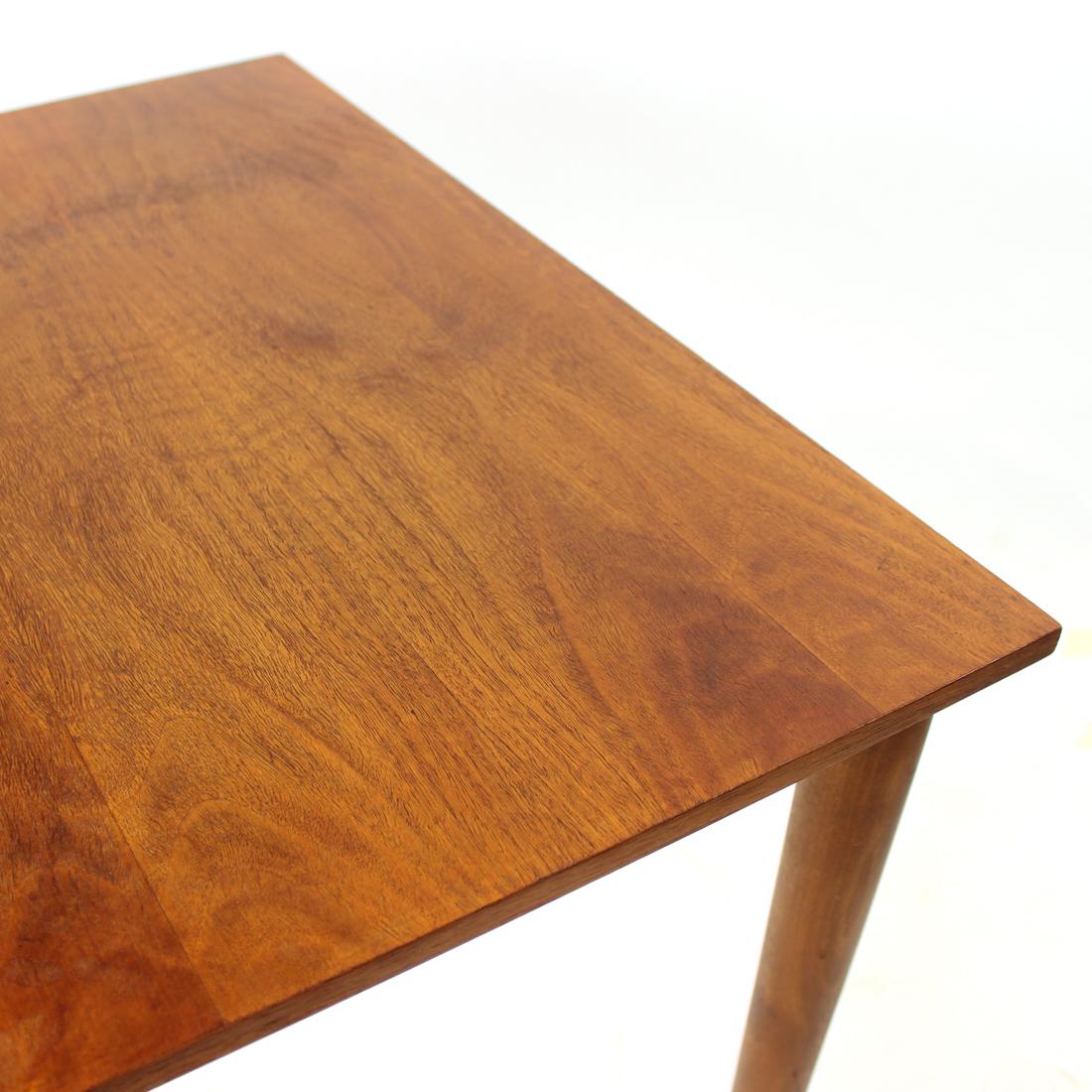 Coffee Table on Wheels in Teak, Czechoslovakia, 1970s For Sale 5