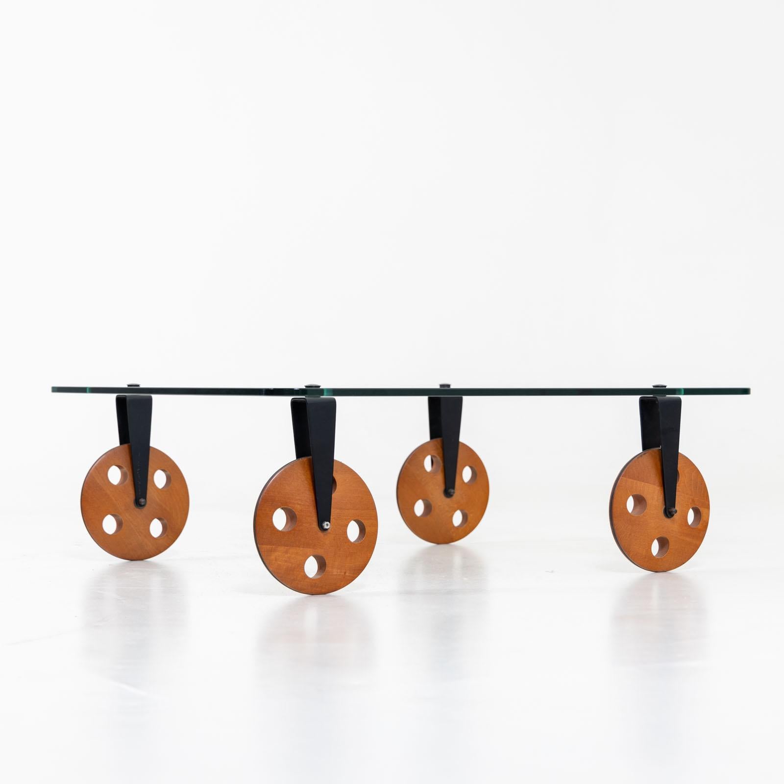 Italian Coffee Table on Wheels in the Style of Gae Aulenti, Italy, Mid-20th Century For Sale