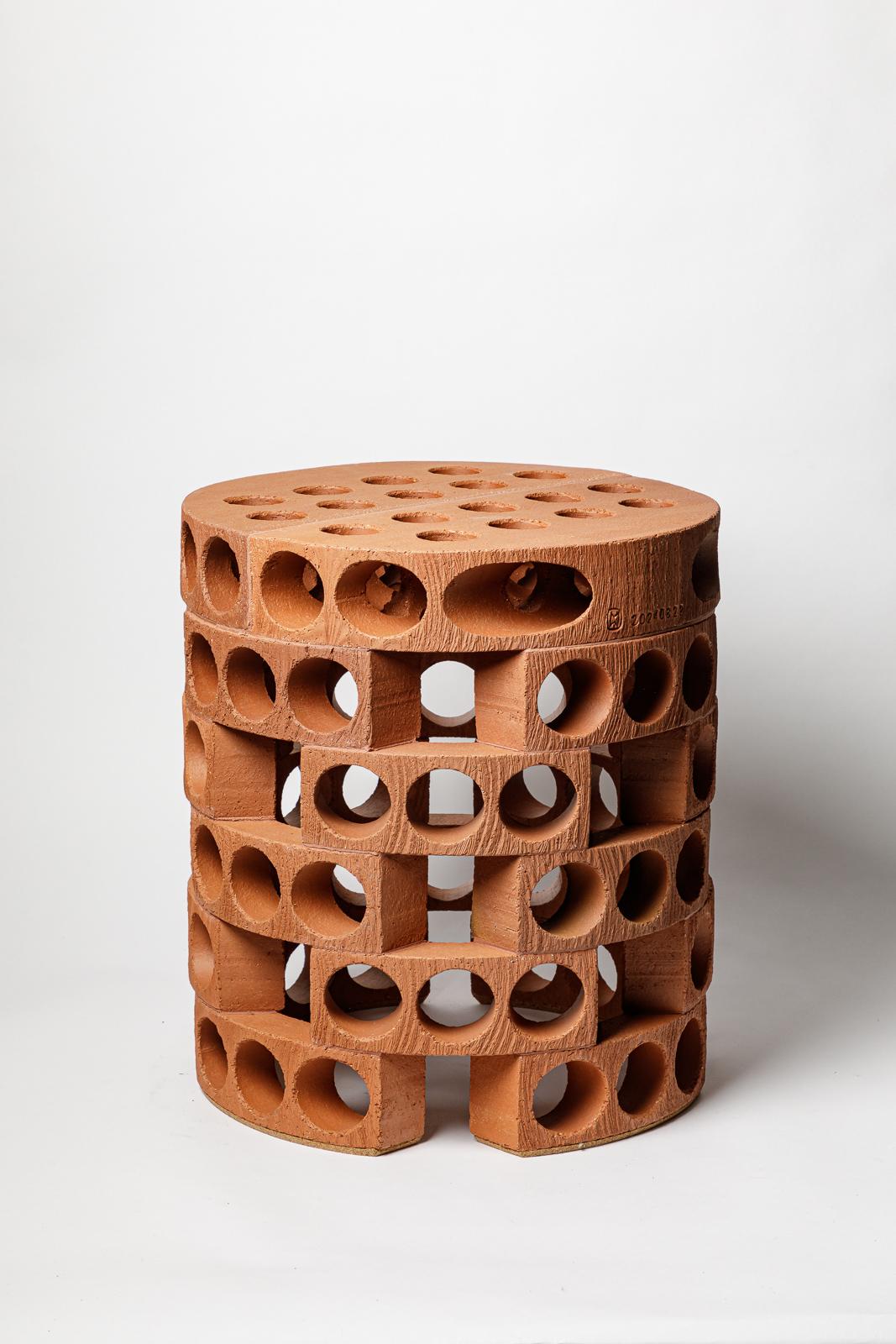 Couchtisch oder Hocker von Maarten Stuer, 2024. (Französisch) im Angebot