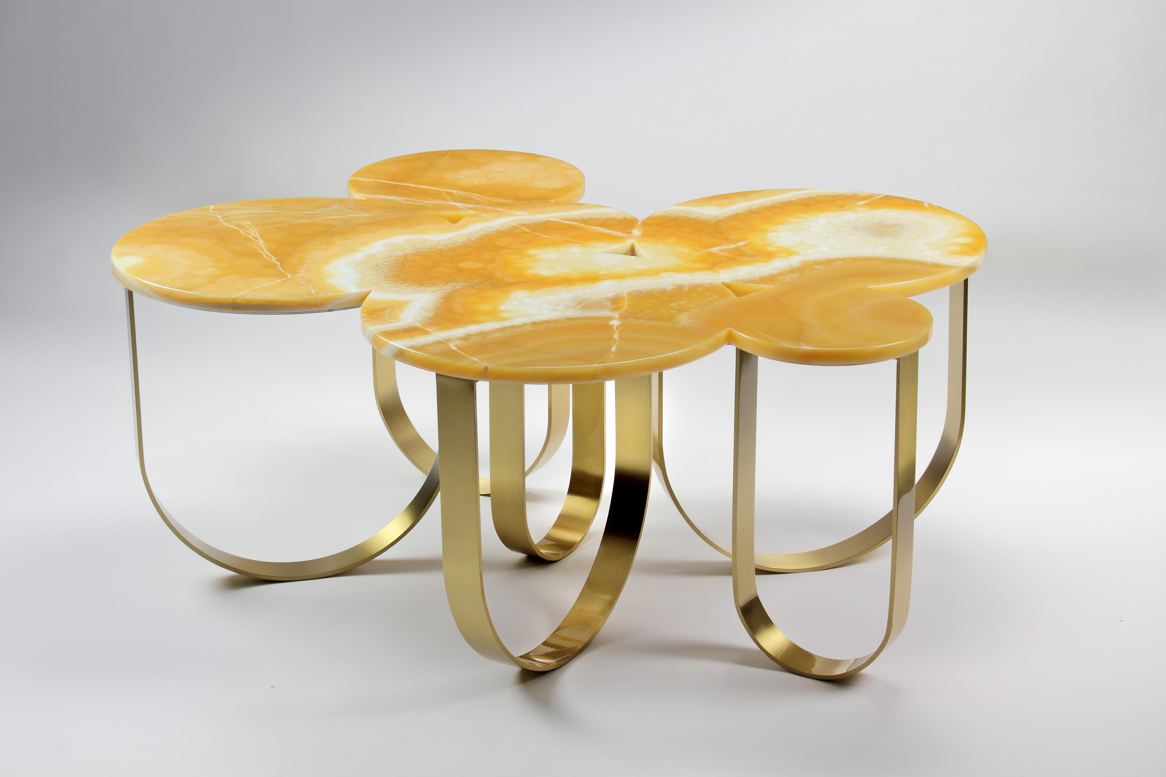 Coffee Table Orange Onyx Brass Circular Composable Contemporary Italian Design For Sale 2