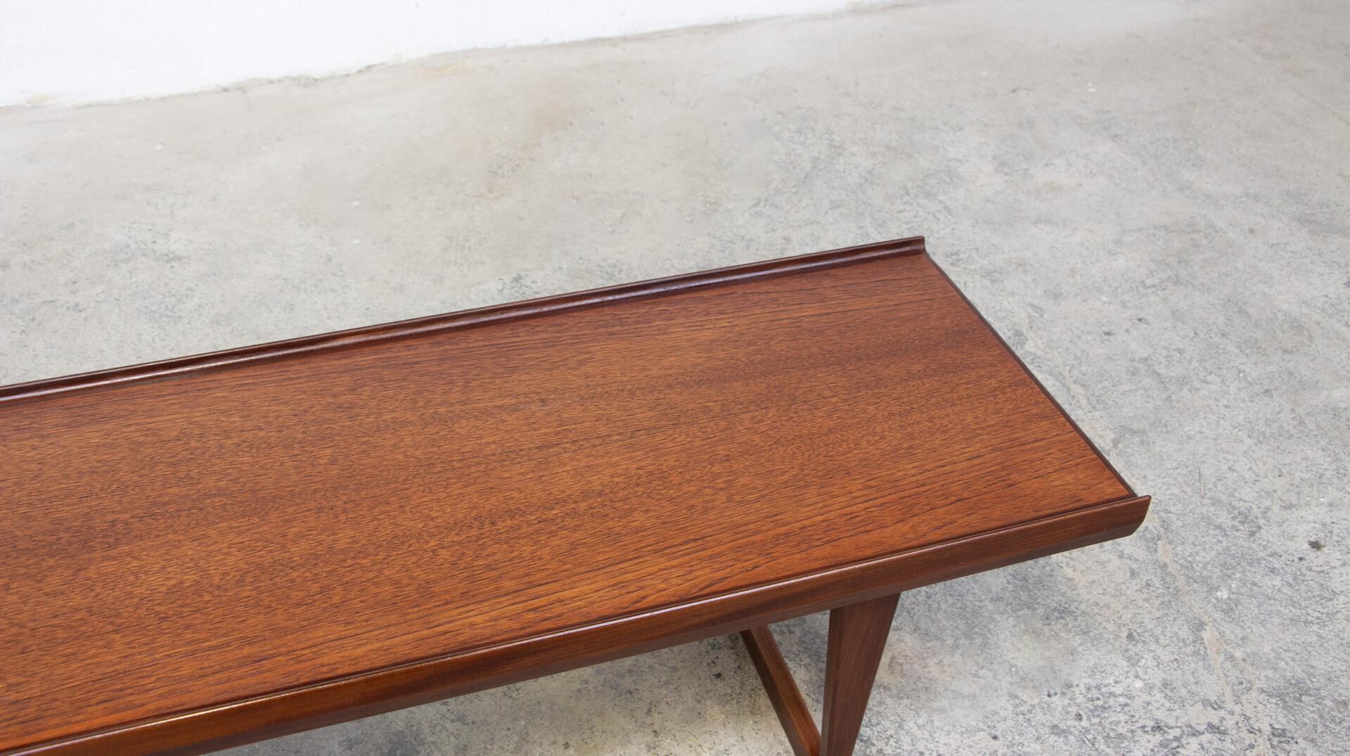 Couchtisch Peter Løvig Nielsen, 1964 (Teakholz) im Angebot