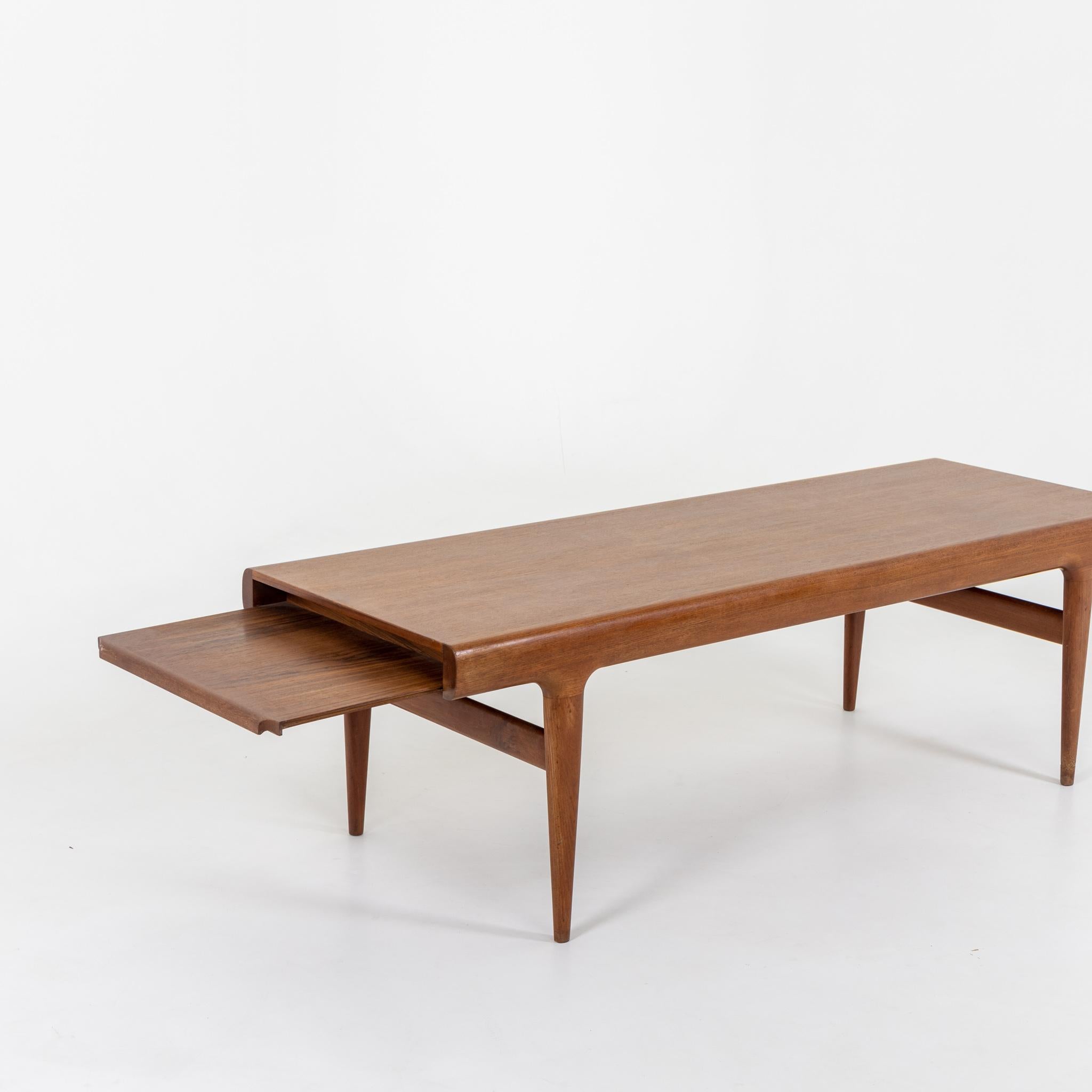 Coffee Table, Probably Denmark Mid-20th Century For Sale 2