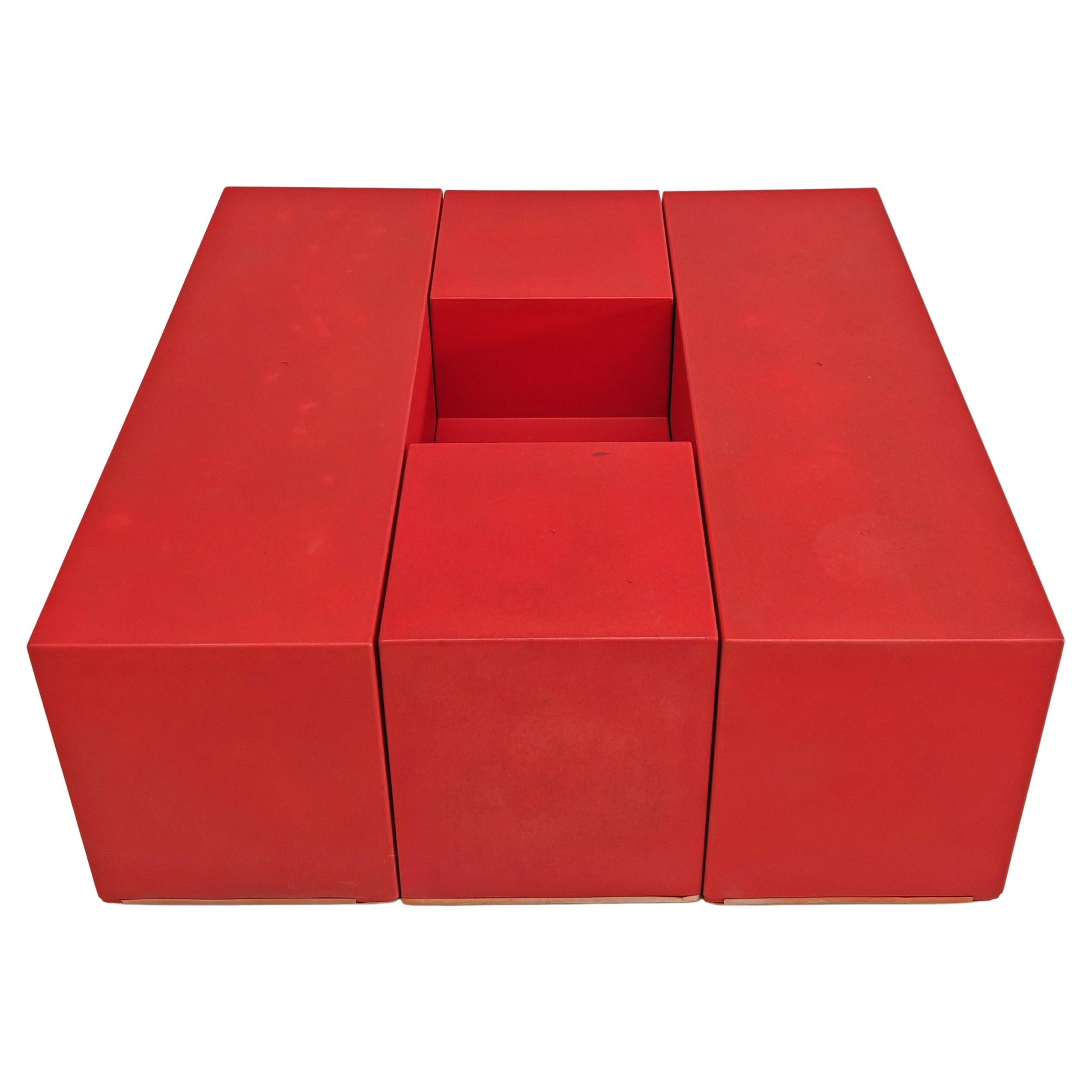 Coffee Table red 70s composed of 3 modules of "Chess" by M.Bellini for C&B For Sale