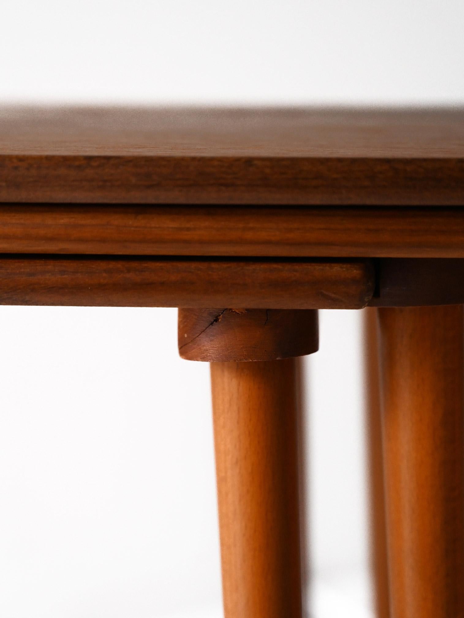 Scandinavian slide-in coffee table For Sale 1