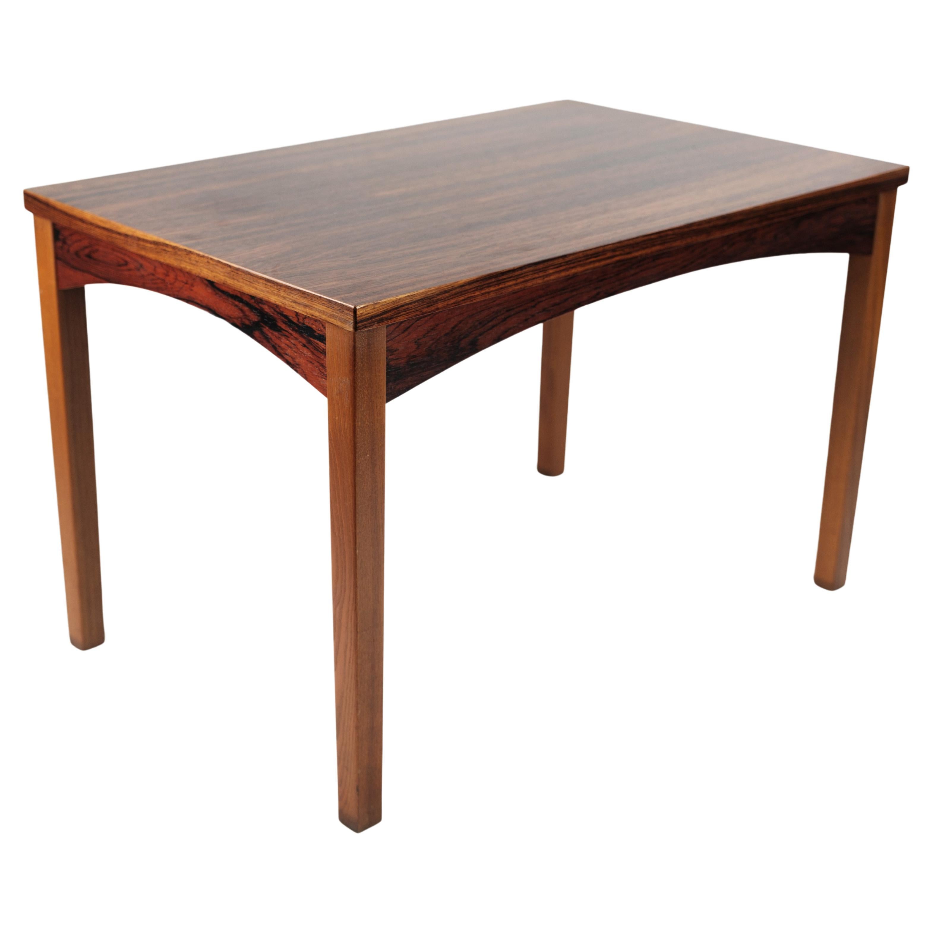 Table basse/table d'appoint fabriquée en bois de rose de Rio dans les années 1960 en vente