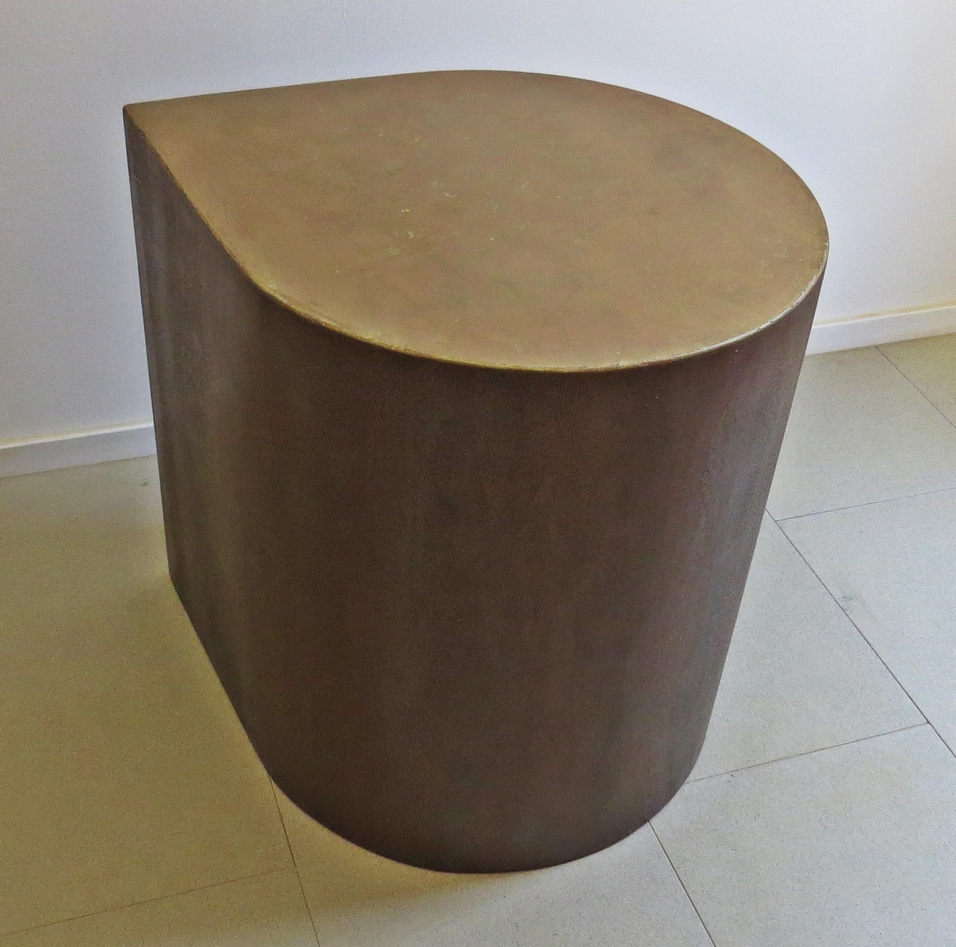Corner meets circle - this special form as an ideal solution and monolithic design.

Coffee table or side table
made of plywood and coated with bronze in a particular process
Handmade from Germany.


 