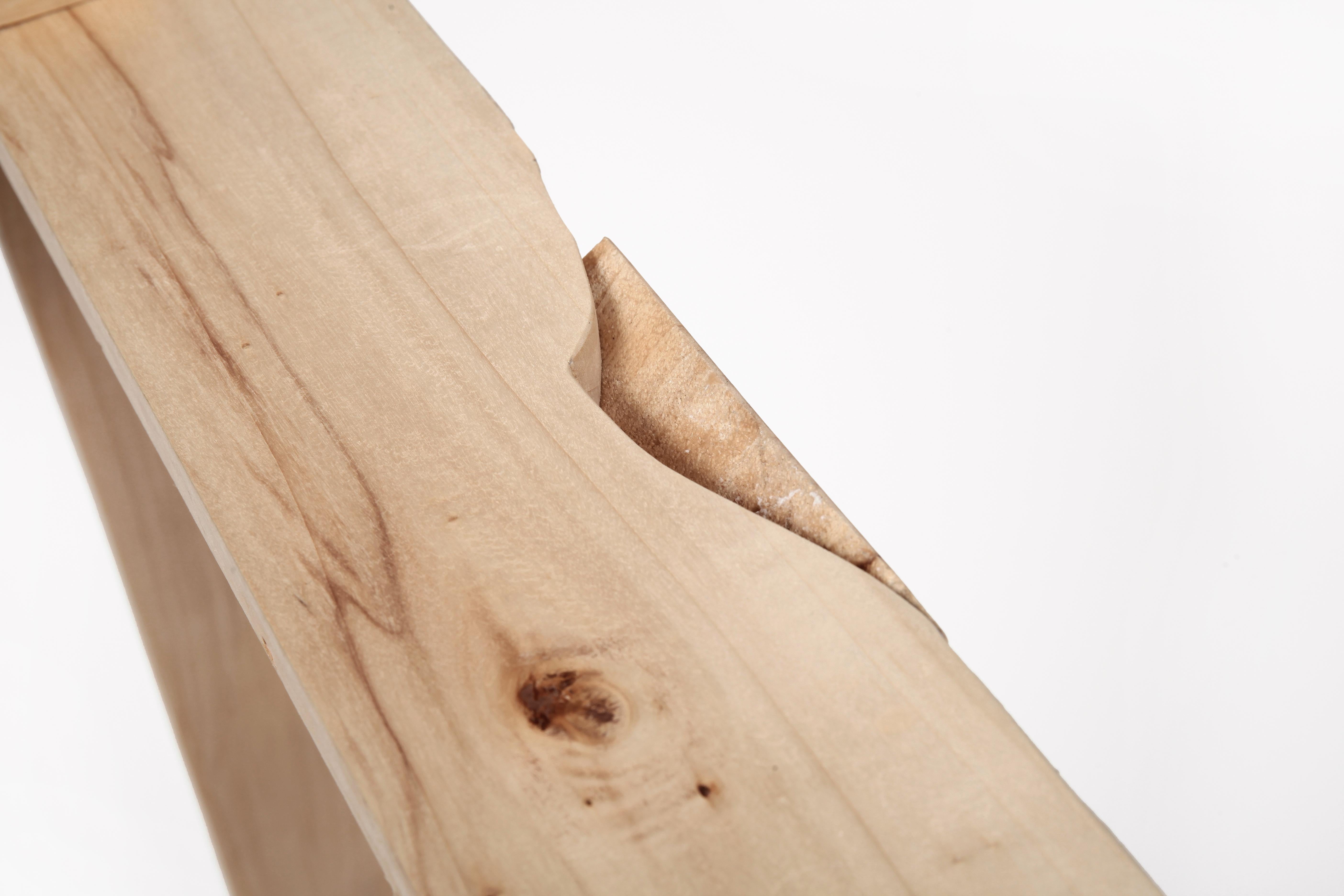 Tavolino da caffè piccolo in legno realizzato artigianalmente con legno di pioppo riutilizzato da Vicent Orts in vendita 6