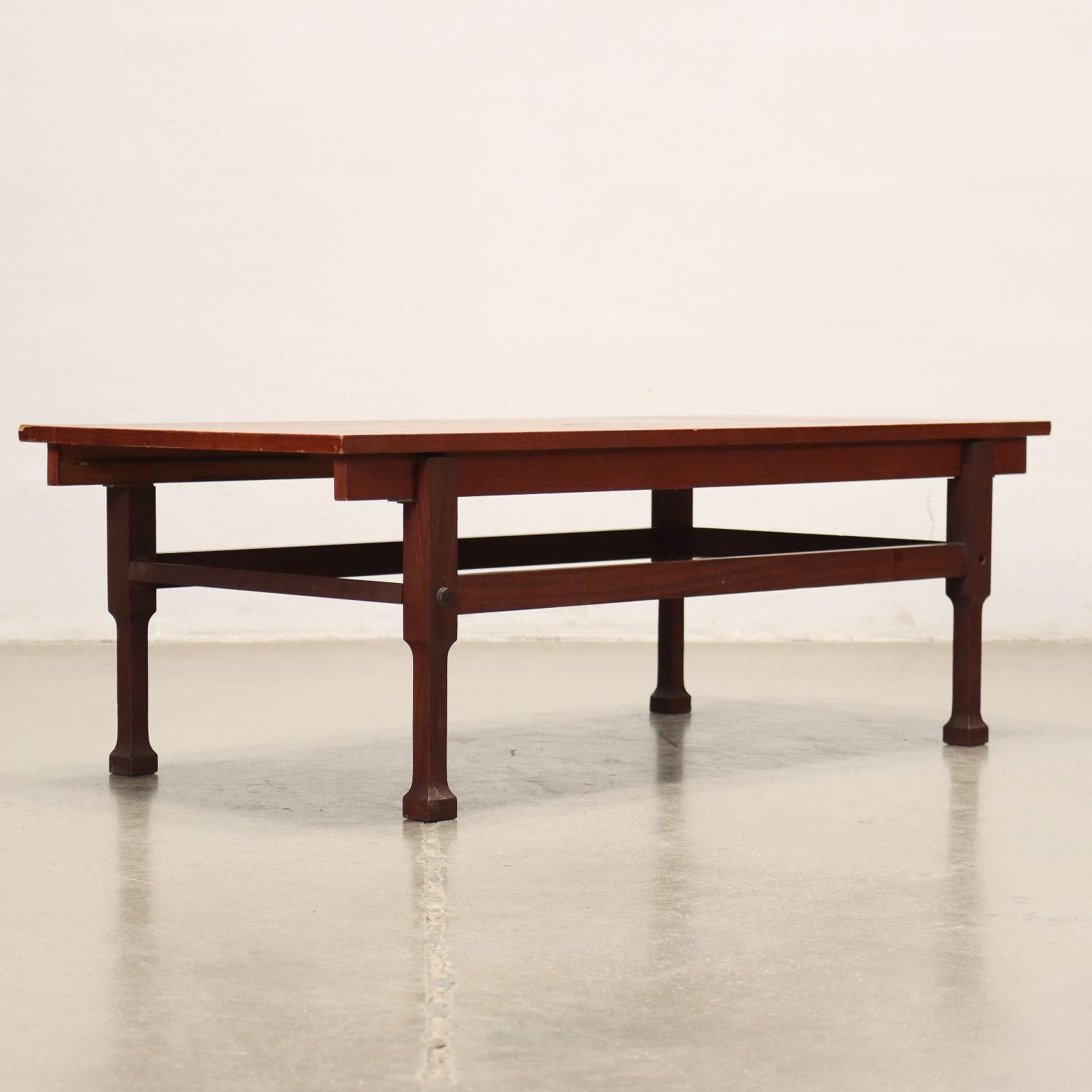 Milieu du XXe siècle Table basse en teck Italie des années 1960 en vente