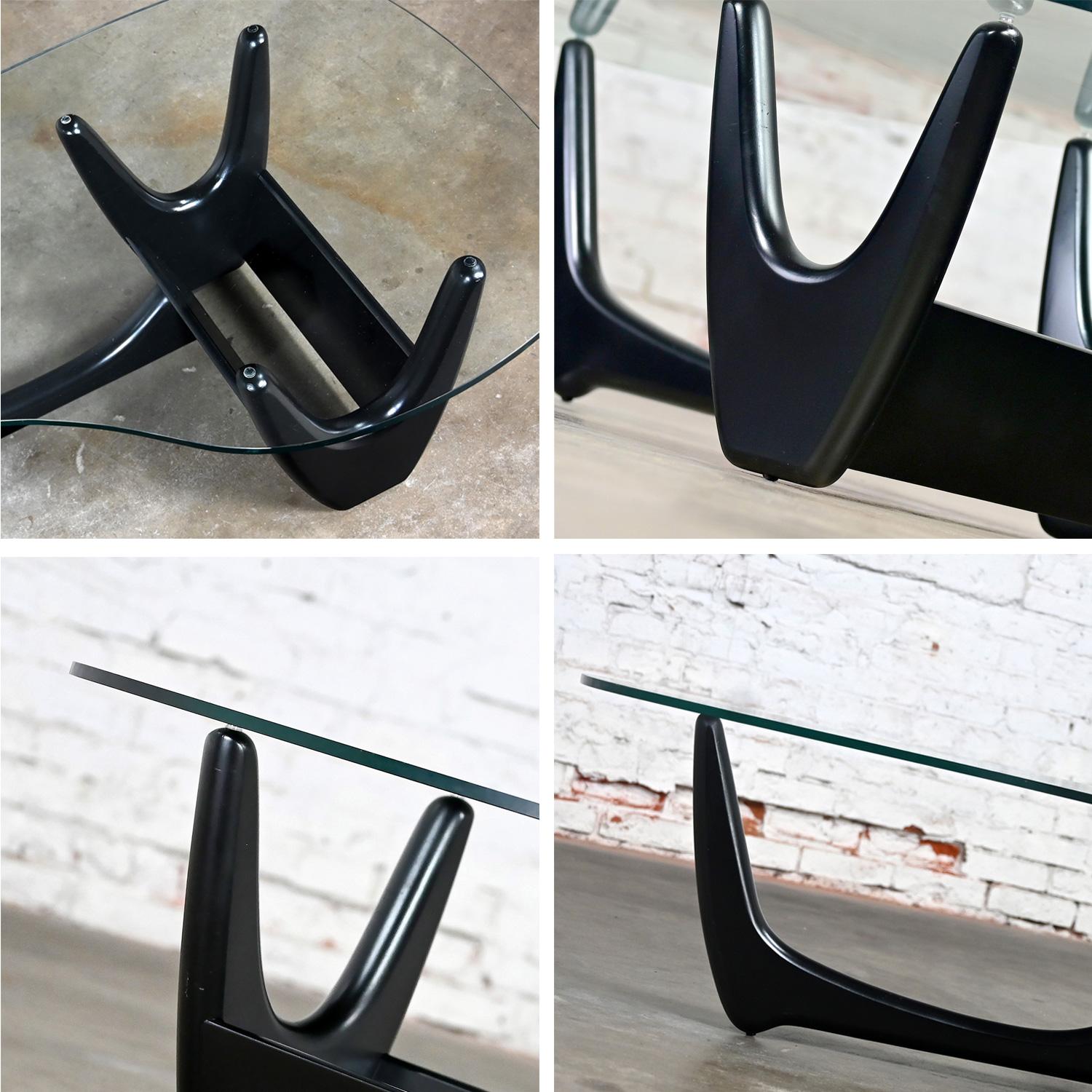 Coffee Table w/Black Base & Biomorphic Glass Top Style Kroehler Pearsall or Tonk For Sale 9