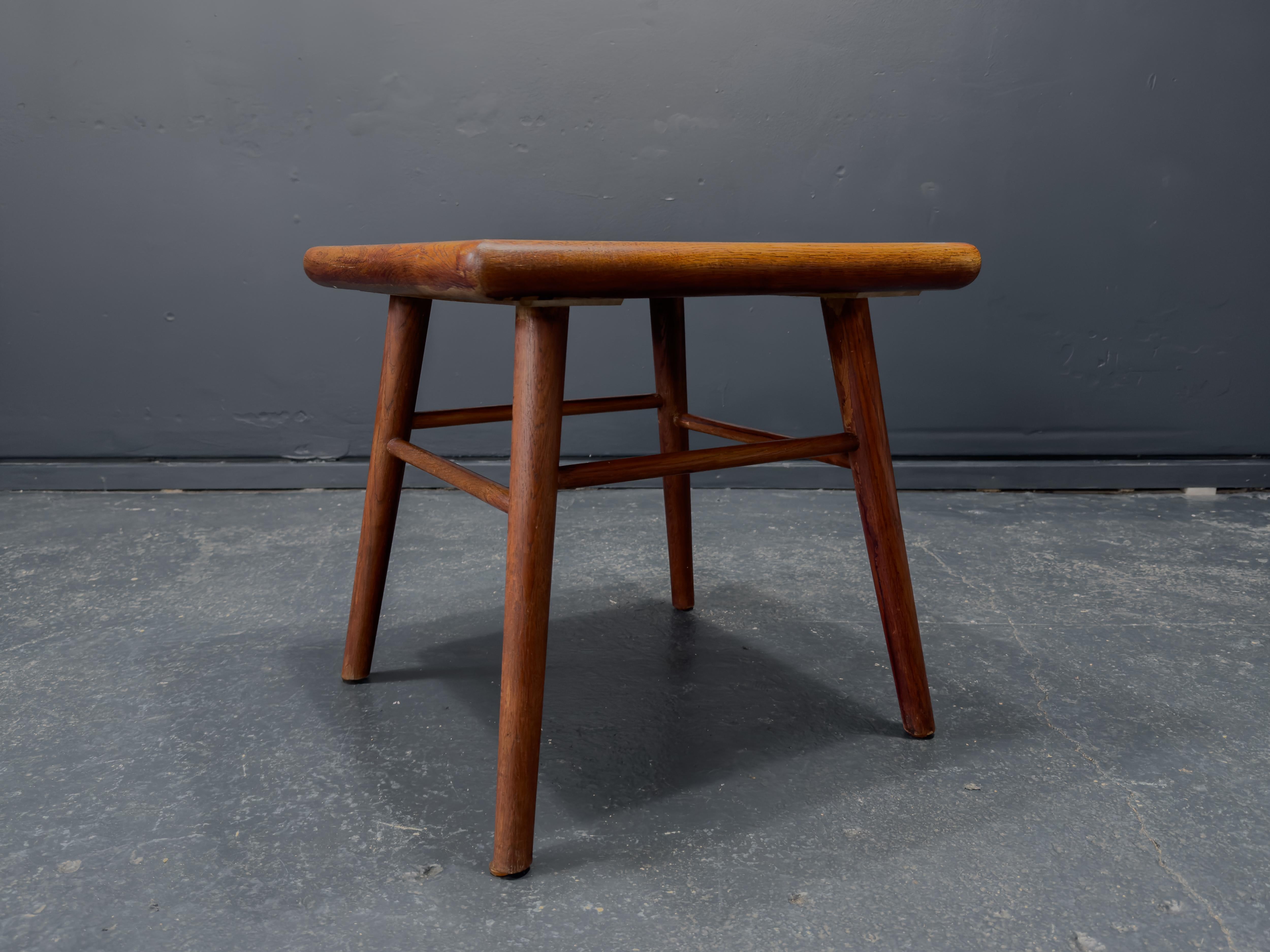 Danois Table basse avec plateau en céramique en vente
