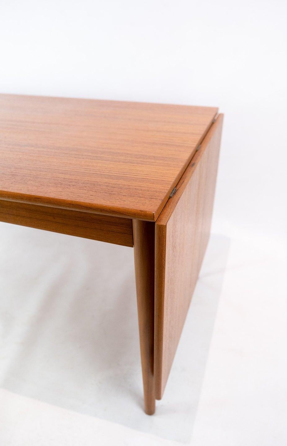 Coffee Table with Extension Leaf in Teak of Danish Design from the 1960s 1