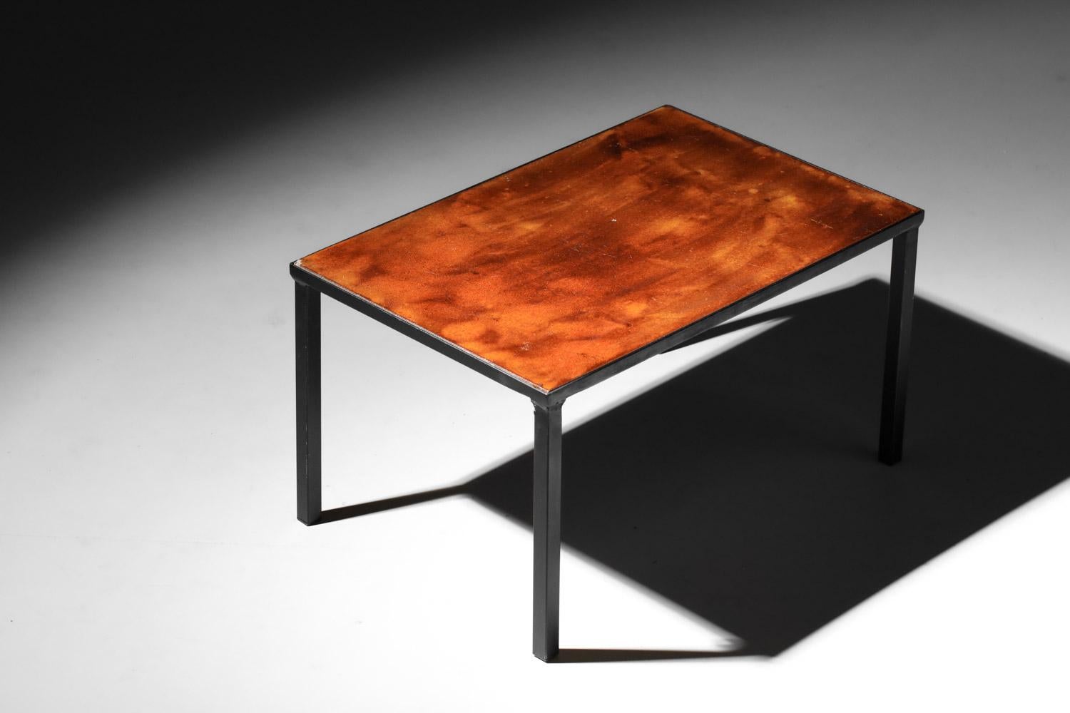 Mid-Century Modern table basse en lave émaillée brun doré des années 60 en vente