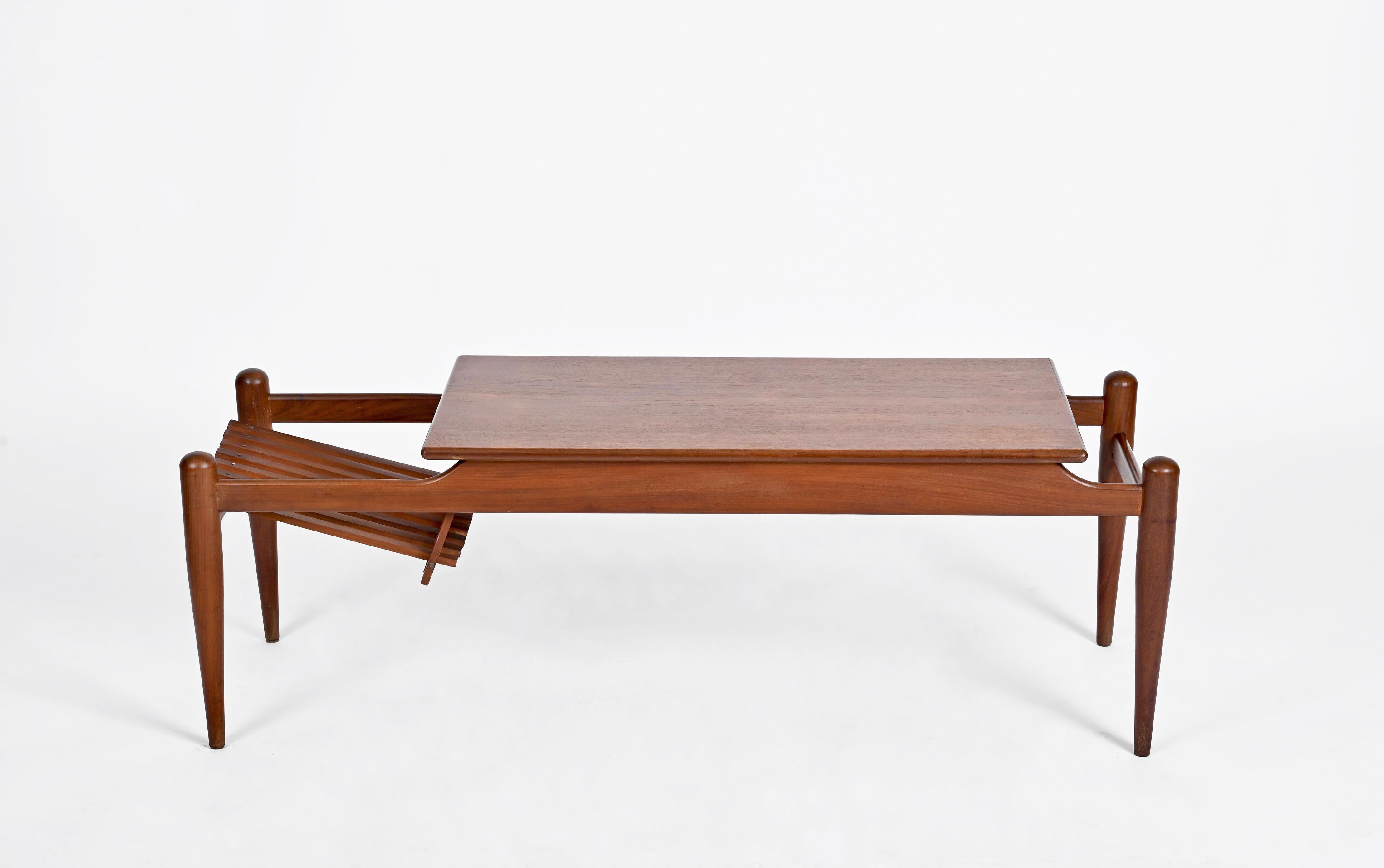 Coffee Table with Magazine Rack in Teak Wood, Italy 1960s For Sale 9