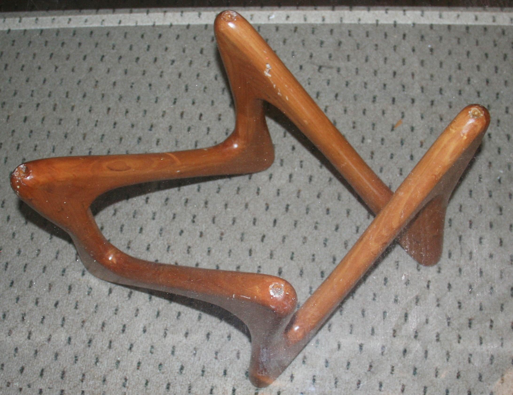 Coffee Table with Organic Shaped Wood Base and Thick Glass Top In Good Condition For Sale In Douglas Manor, NY