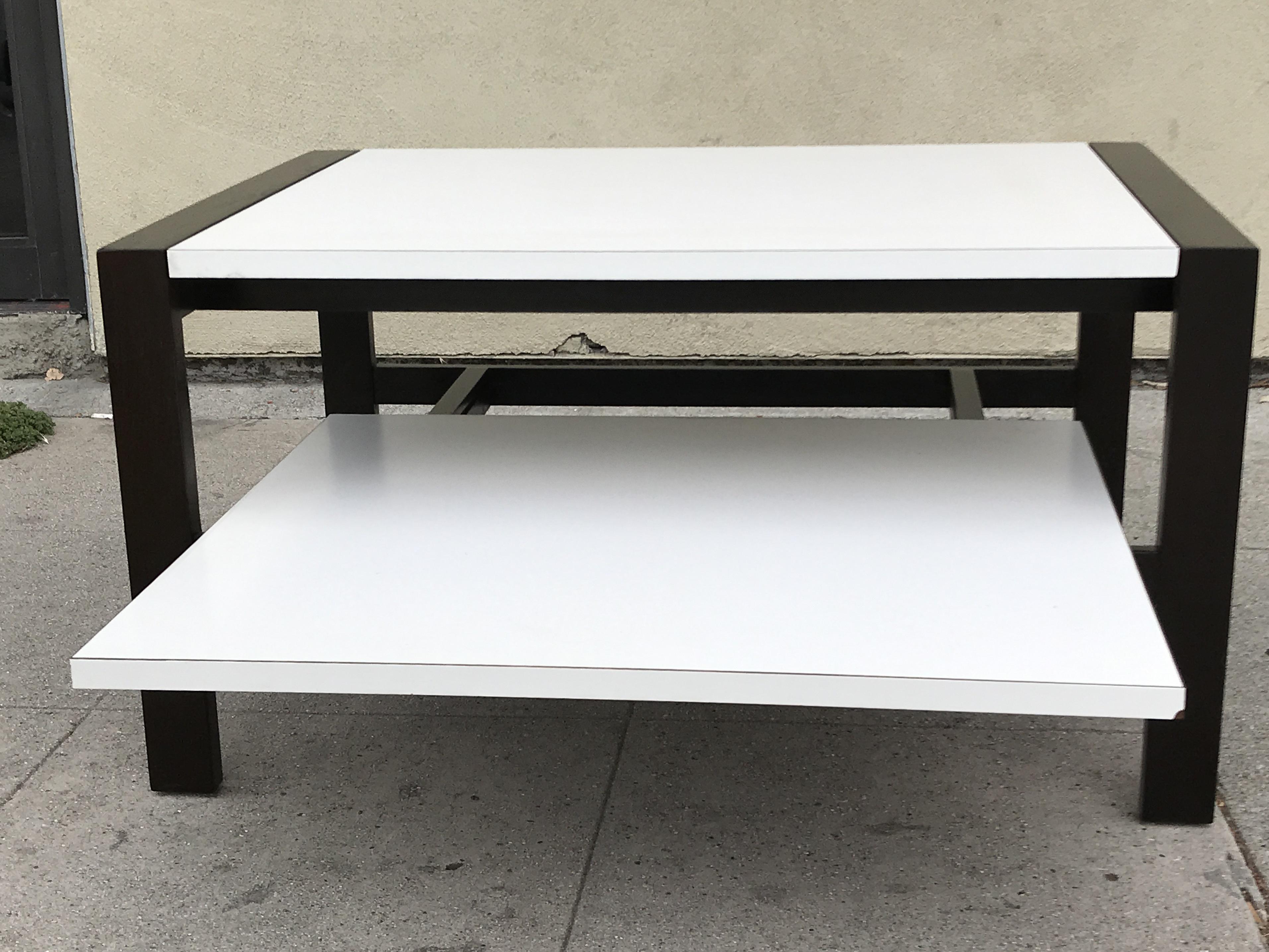 coffee table with pull out tray