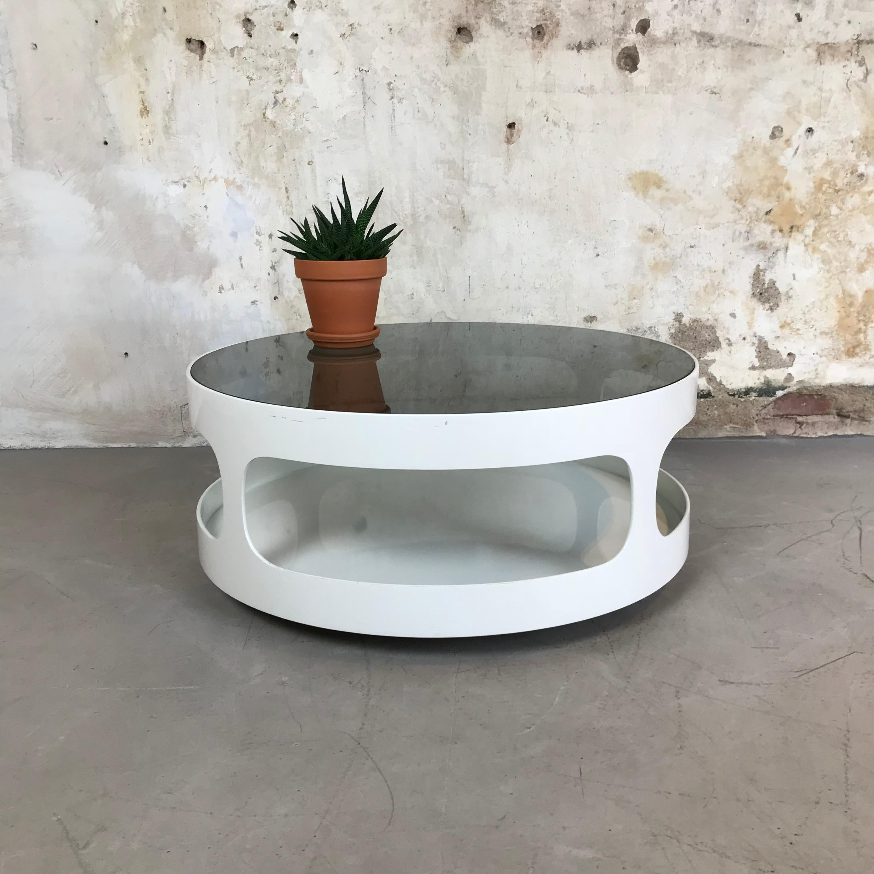 If you are looking for a stylish designer’s coffee table with a space age look for your mid-century interior then this cool table could be perfect for you. It is designed by Erik van Buijtenen and produced by Nebu Holland, 1970s.

The white base