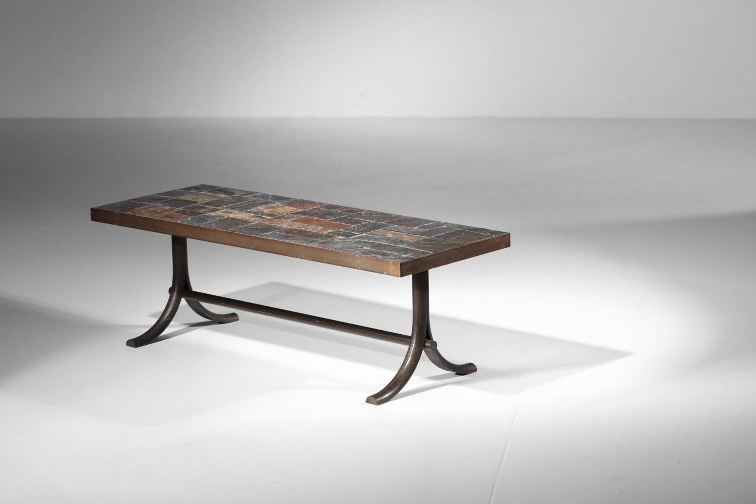 Coffee table with steel structure and stone top from the 60s For Sale 1