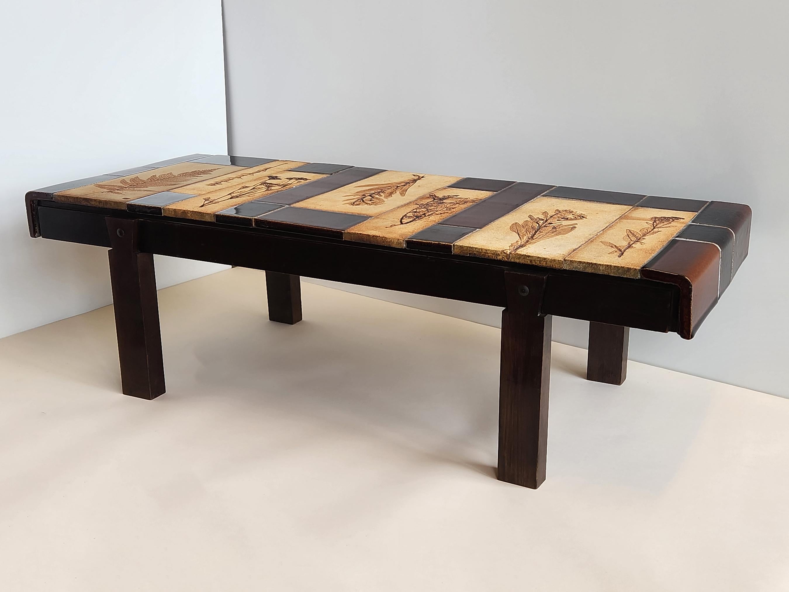 French Roger Capron - Coffee Table with Terra Cotta Garrigue and Brown Tiles, 1970s For Sale