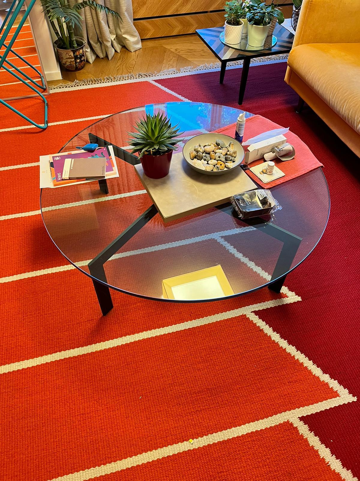 Ex-Display Glass Coffee Table With Glass Top And Black Metal Legs In Good Condition For Sale In London, GB