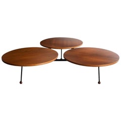 Table basse avec trois plateaux circulaires Conçu par Greta Magnusson Grossman