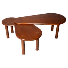 Table basse avec trois plateaux modulaires