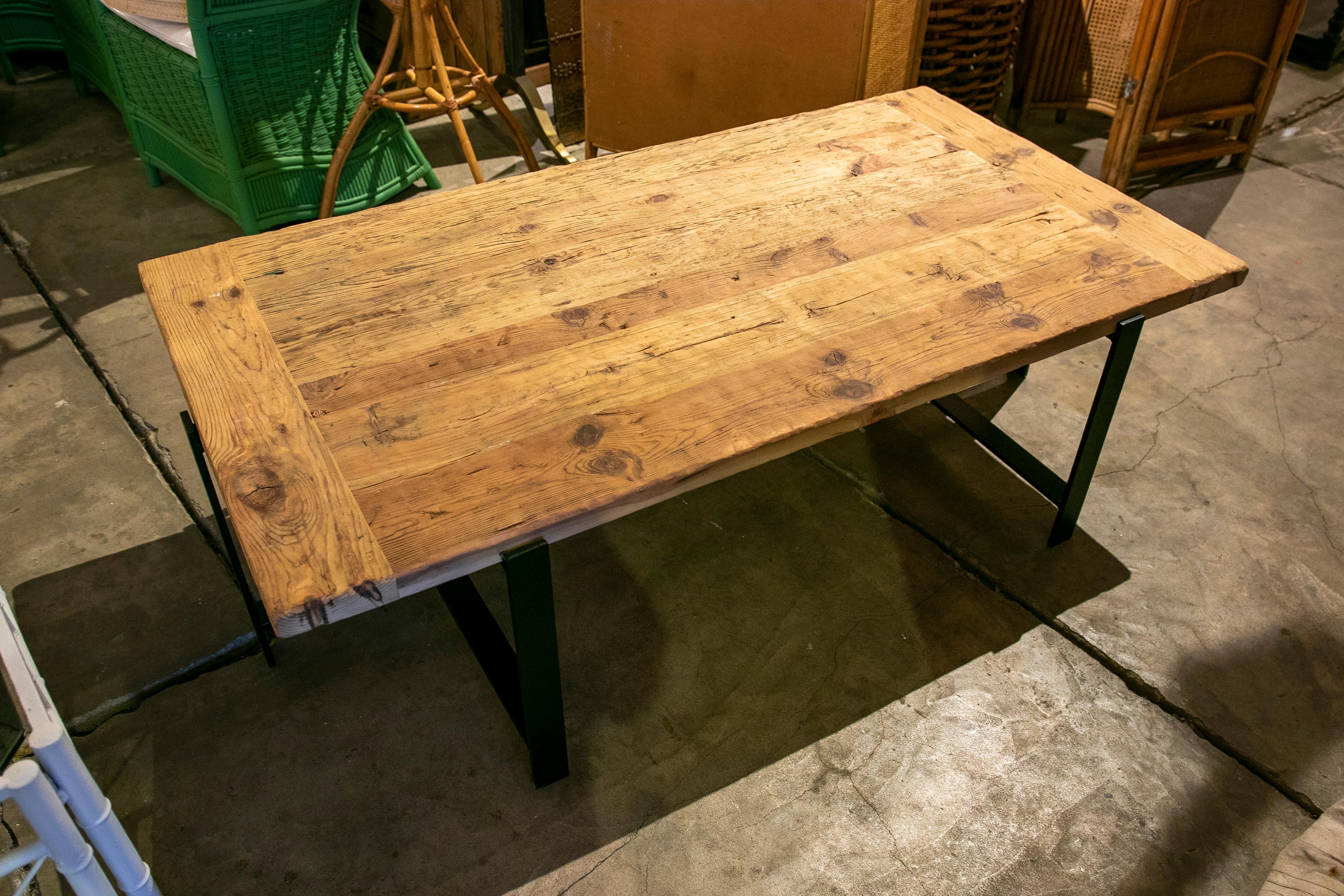 20th Century Coffee Table with Wooden Top and Iron Feet