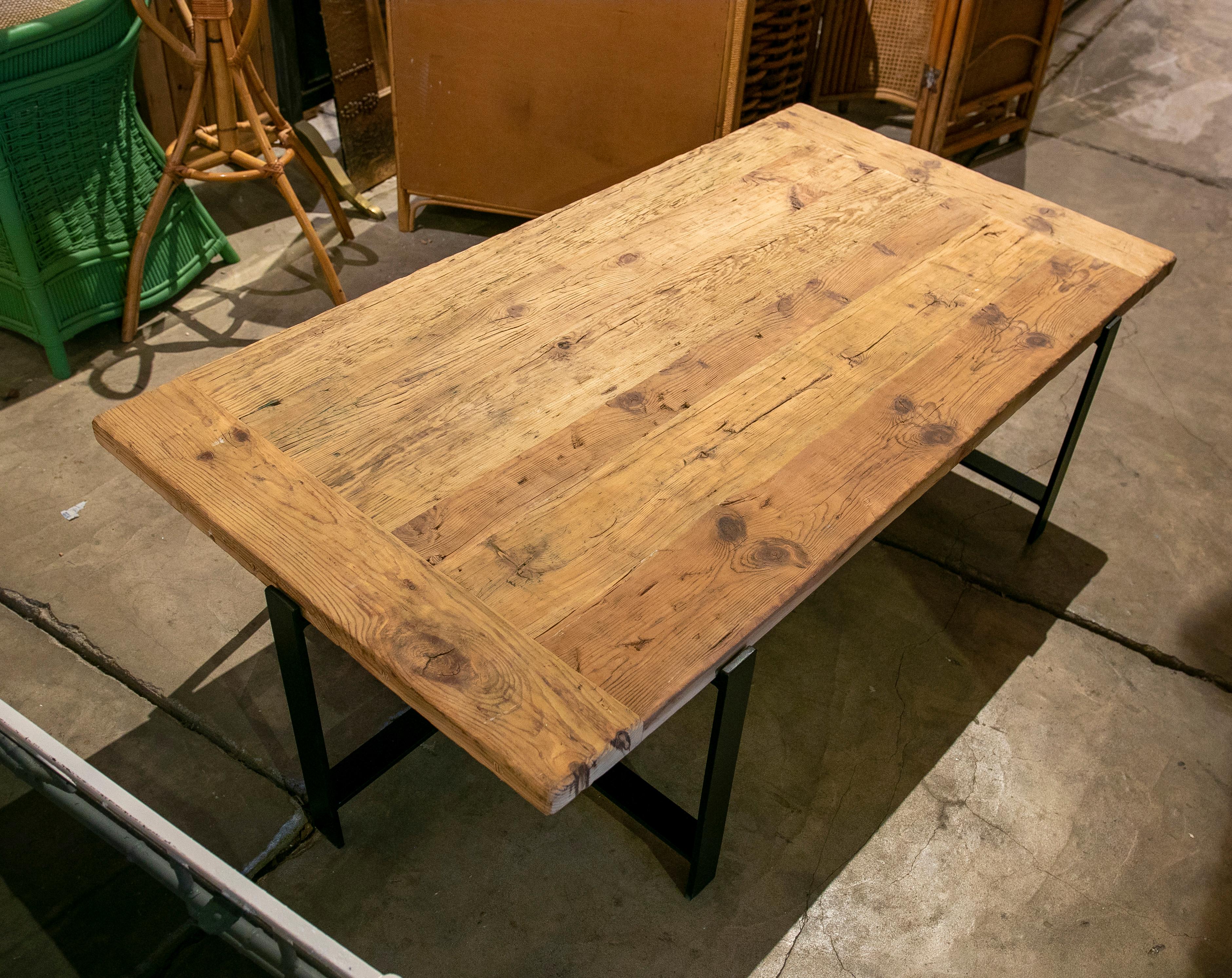 Coffee Table with Wooden Top and Iron Feet 3