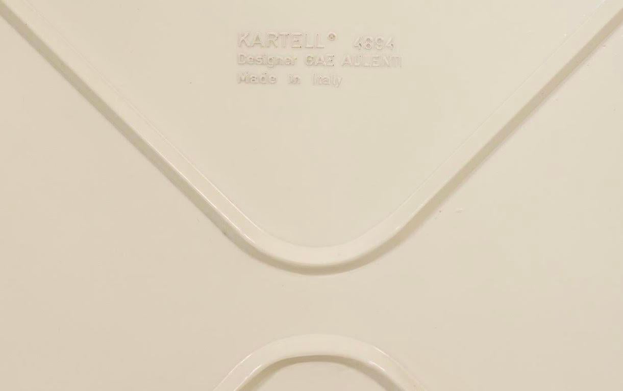 ABS injection moulded coffee table model 4894, designed buy Gae Aulenti for Kartell (Italy).