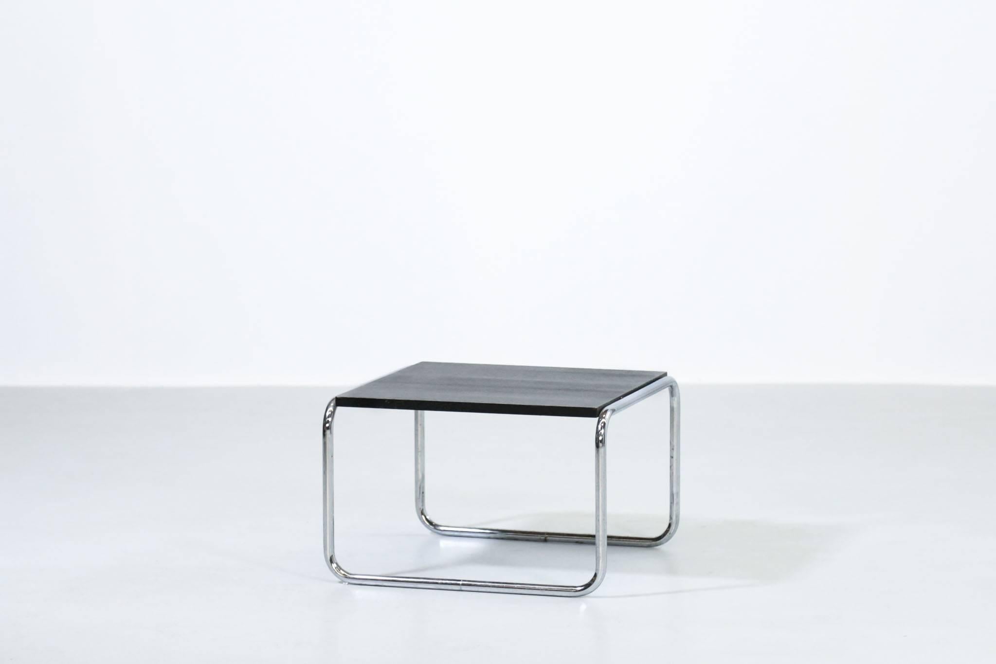 Nice coffee table or side table in the style of Marcel Breuer for Knoll.