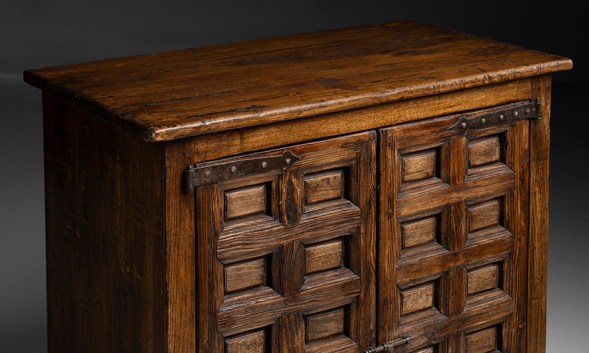 Coffered Cabinet, Spain circa 1950 In Good Condition In Culver City, CA