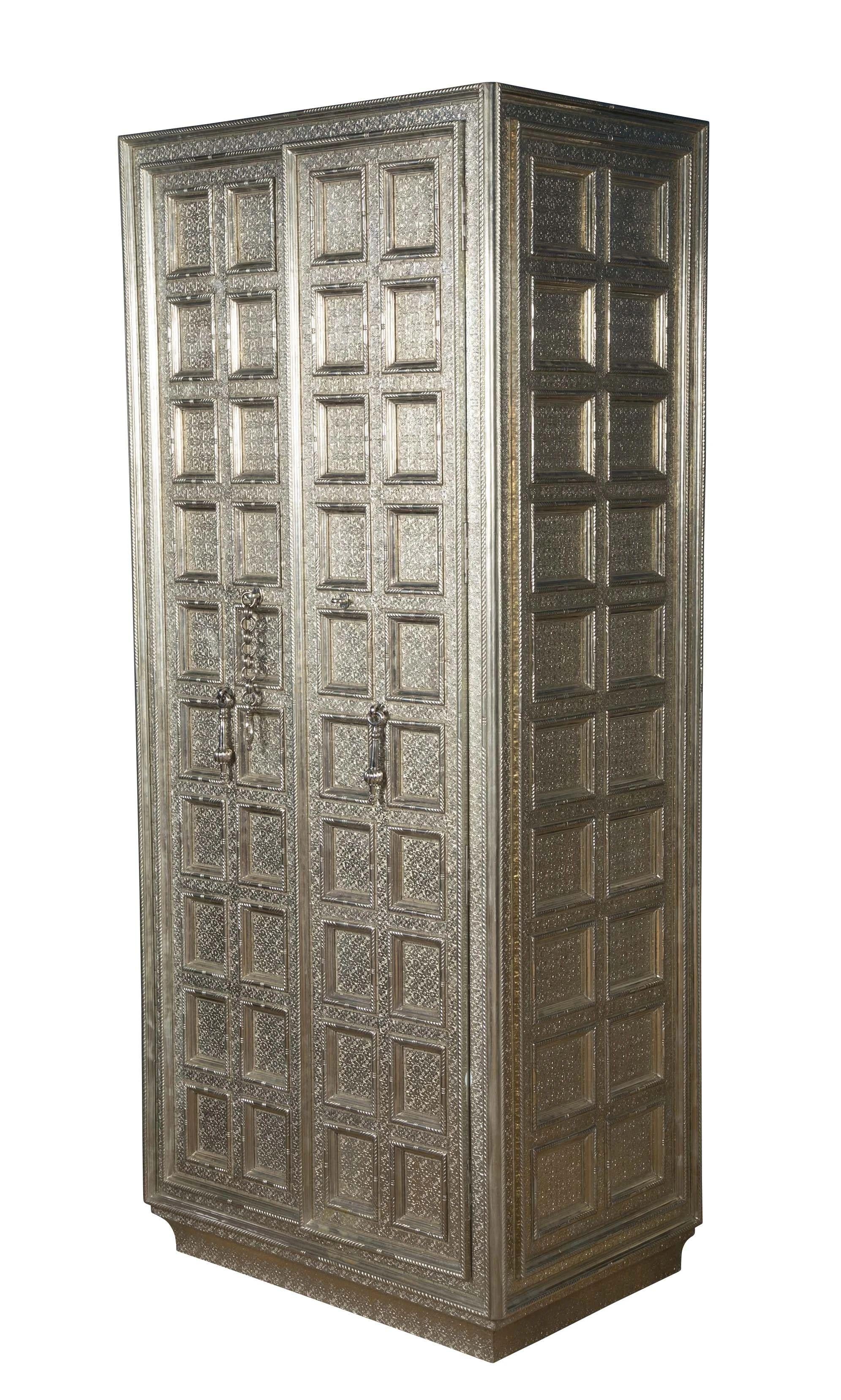 American Coffre Armoire in White Bronze Handcrafted in India By Paul Mathieu For Sale