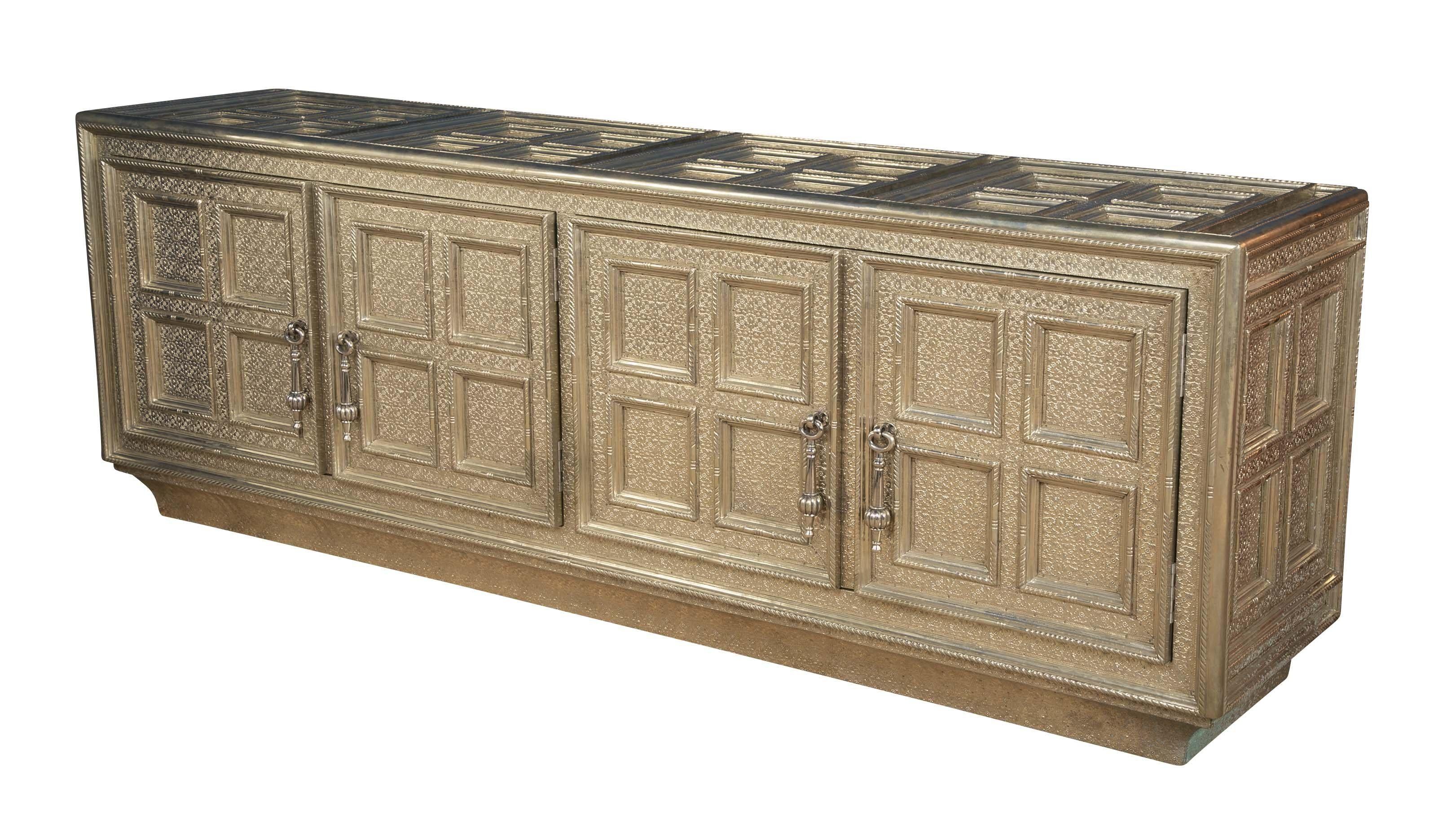Credenza Coffre in bronzo bianco su MDF realizzata a mano in India da A. Mathieu in vendita 2