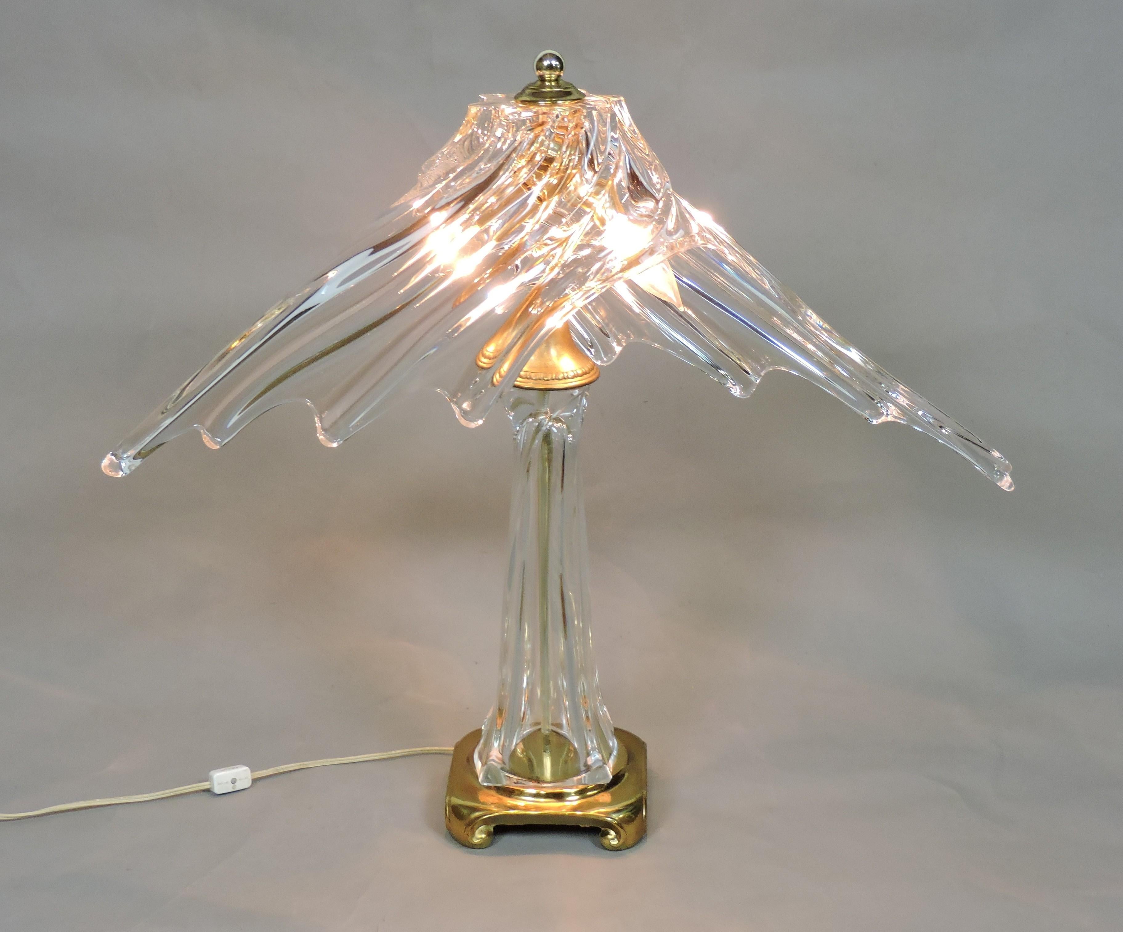 Laiton Lampe de bureau en cristal de forme libre Cofrac Art Verrier France en vente