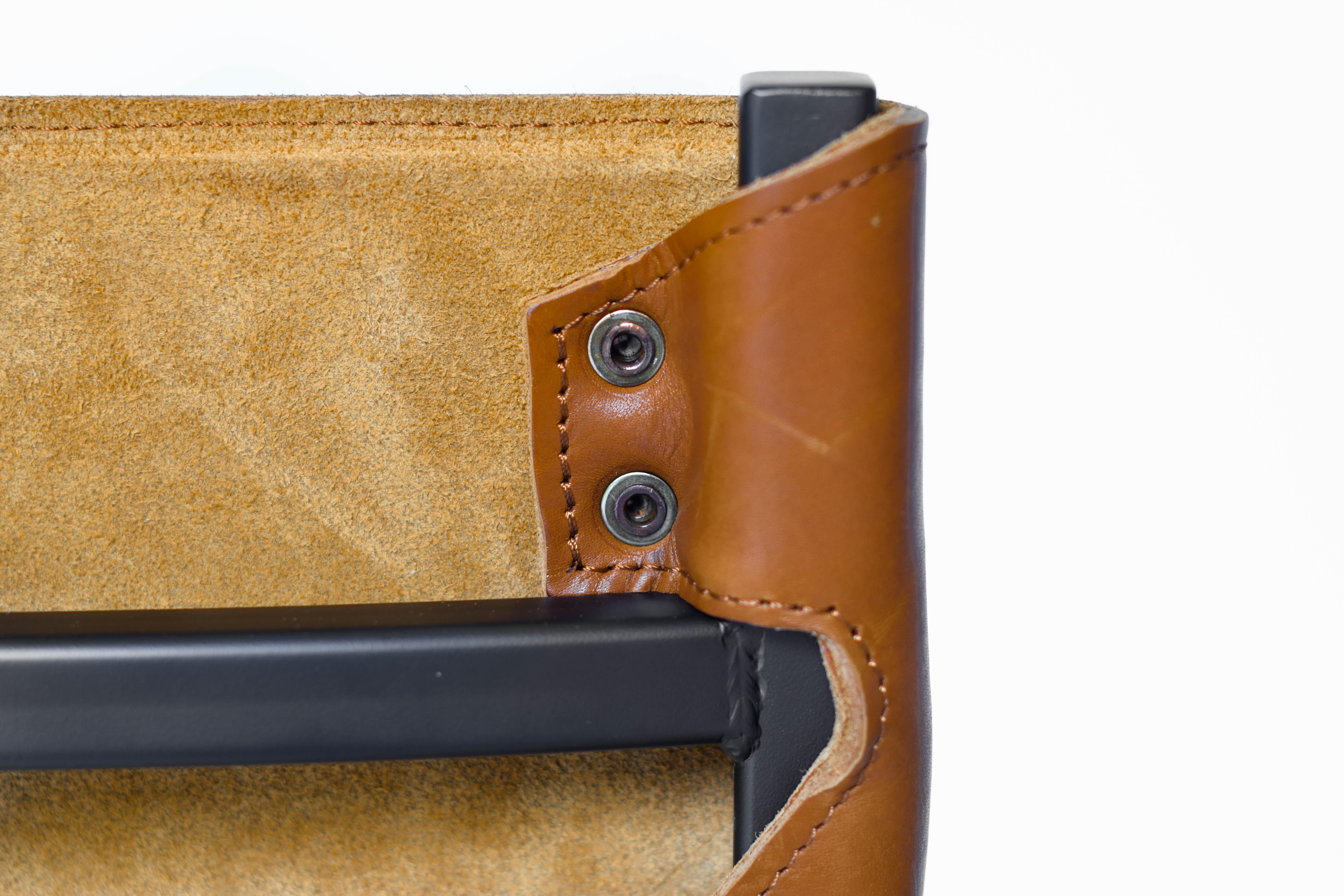 Acciaio Sedia Memento cognac e nera, Jesse Sanderson in vendita